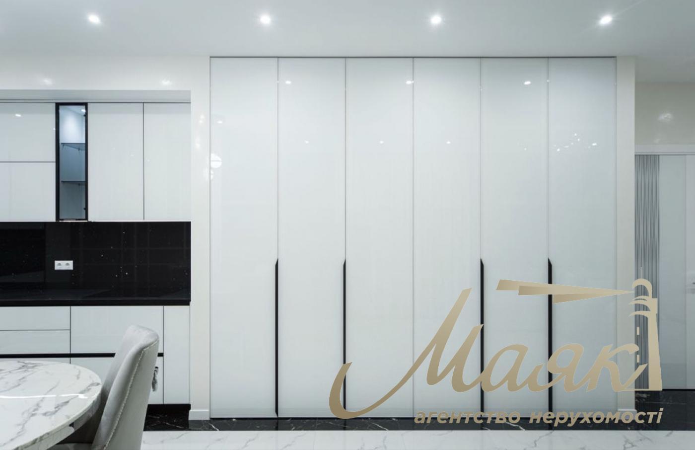 Аренда 2-комнатной квартиры 83м2 ЖК Французский Квартал 2