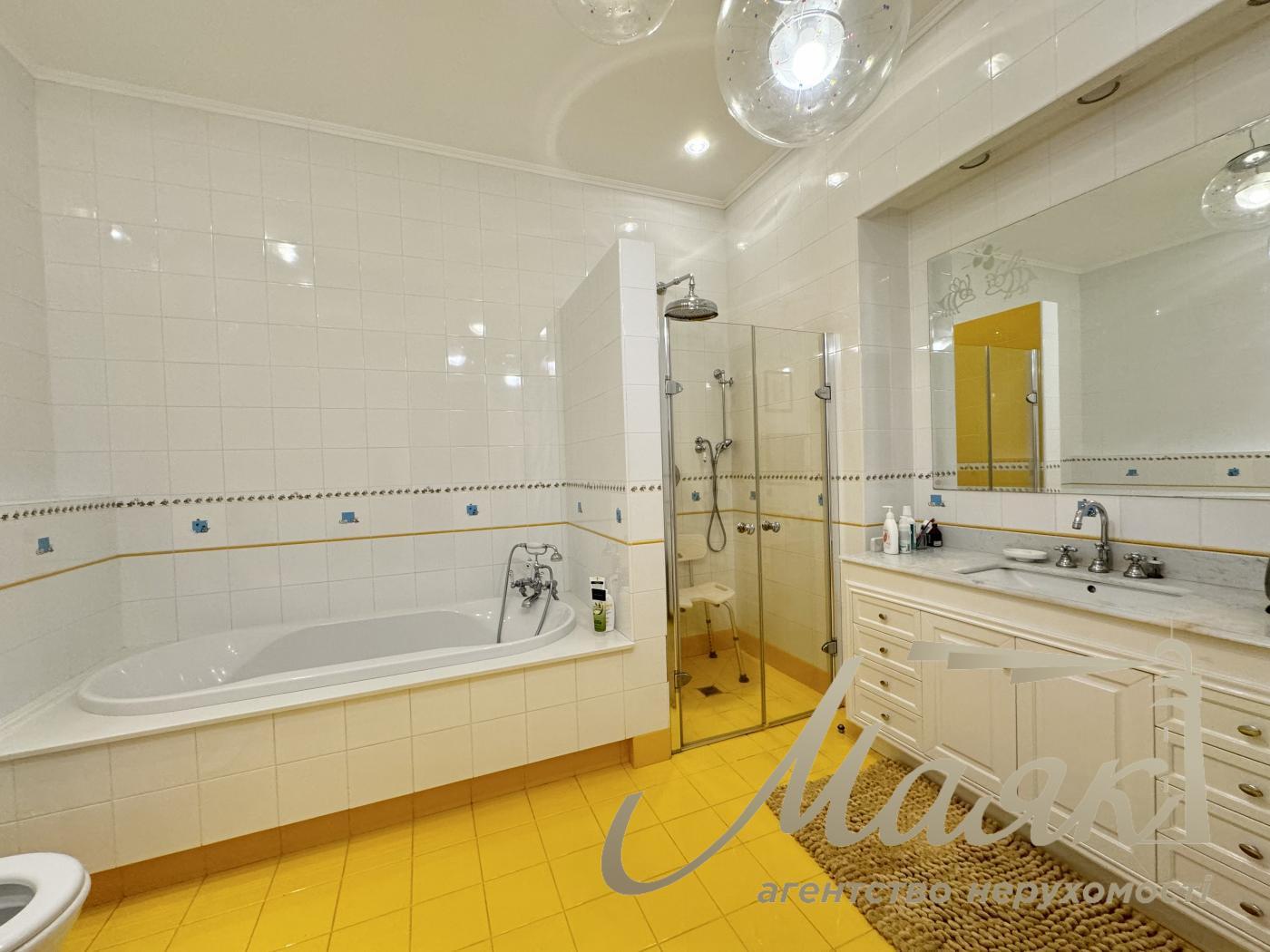 Sale of a house with access to the Dnieper, Damba, Koncha-Zaspa, Kozin