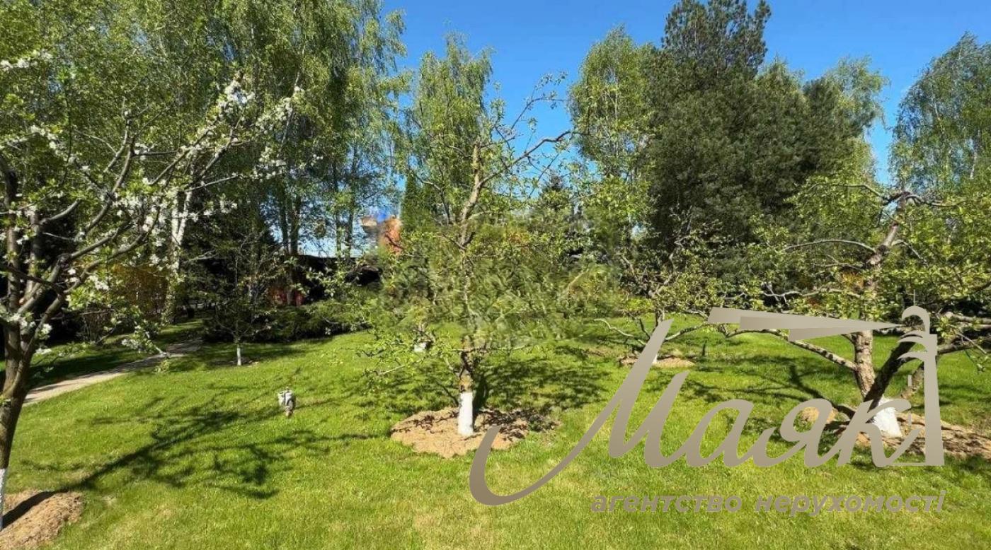 Sale of a house with a swimming pool and access to the Dnieper 300m2 Dam Koncha-Zaspa, Kozin