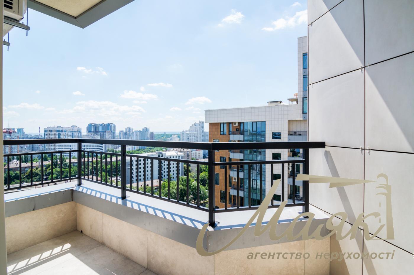 Оренда офісу 140м2 в ЖК Richmond вул.Маккейна 26, Печерський район.