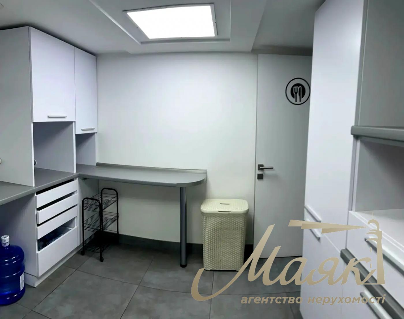 Аренда офиса 385м2,ул. Саксаганского, Голосеево, Киев