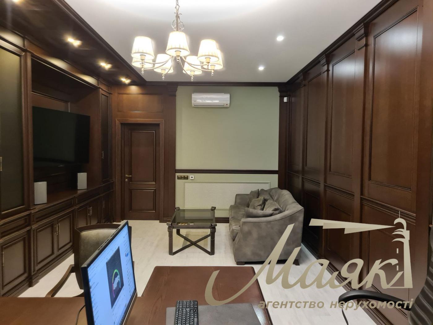 Sales Office Antonovich, Center, Kyiv