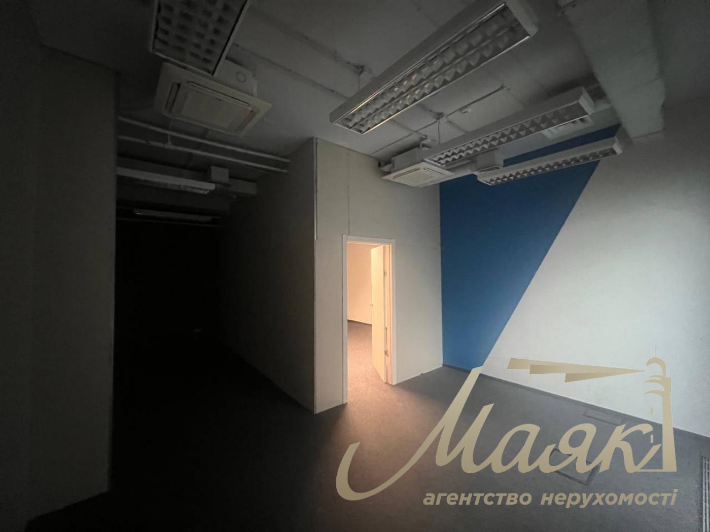 Office for rent 490m2 in BC Merx,15 Leipzigskaya St., Pechersk