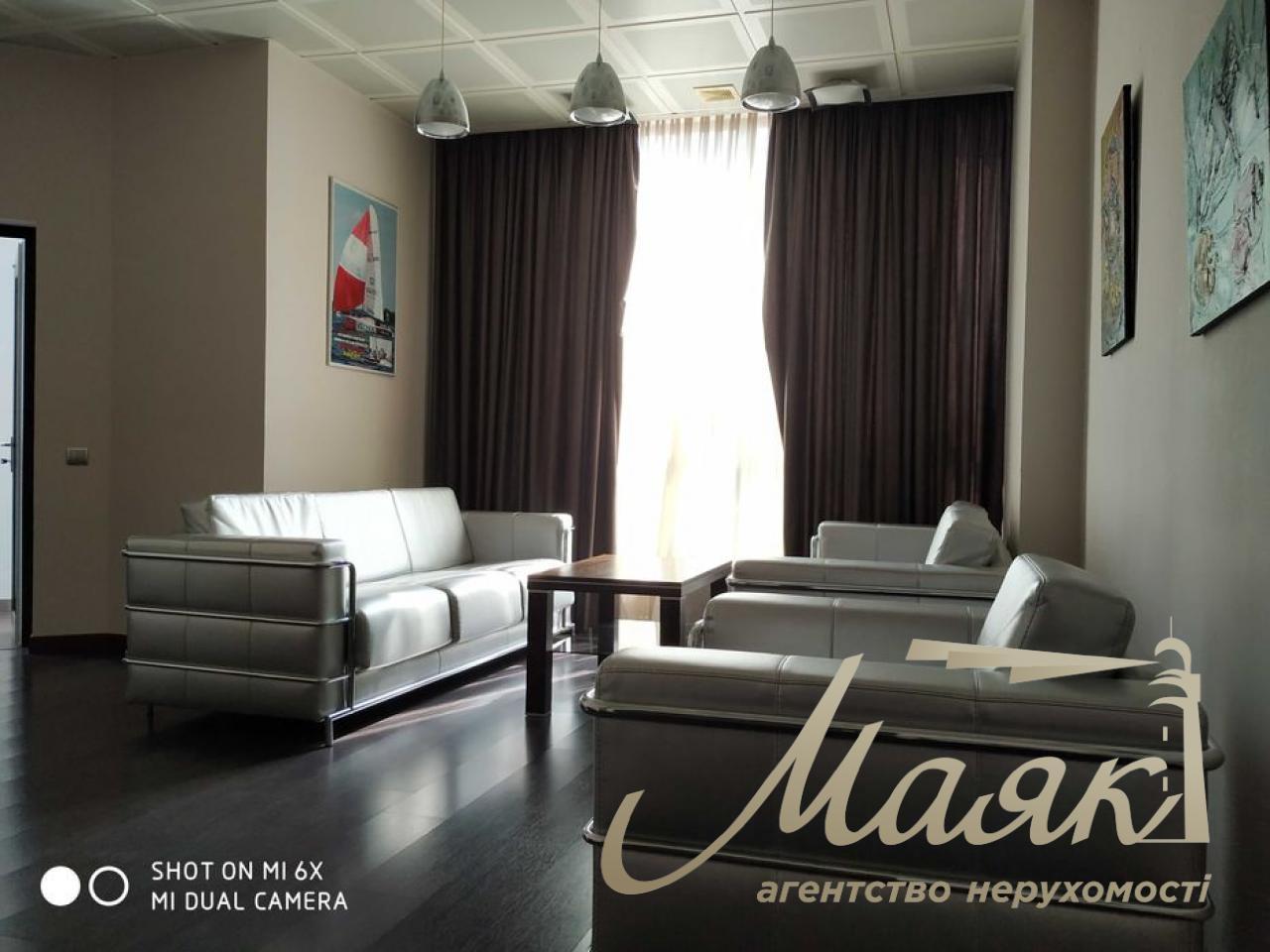 Sale / Office 444 sq.m. / st. Mishugi Oleksandra, Pozniaky