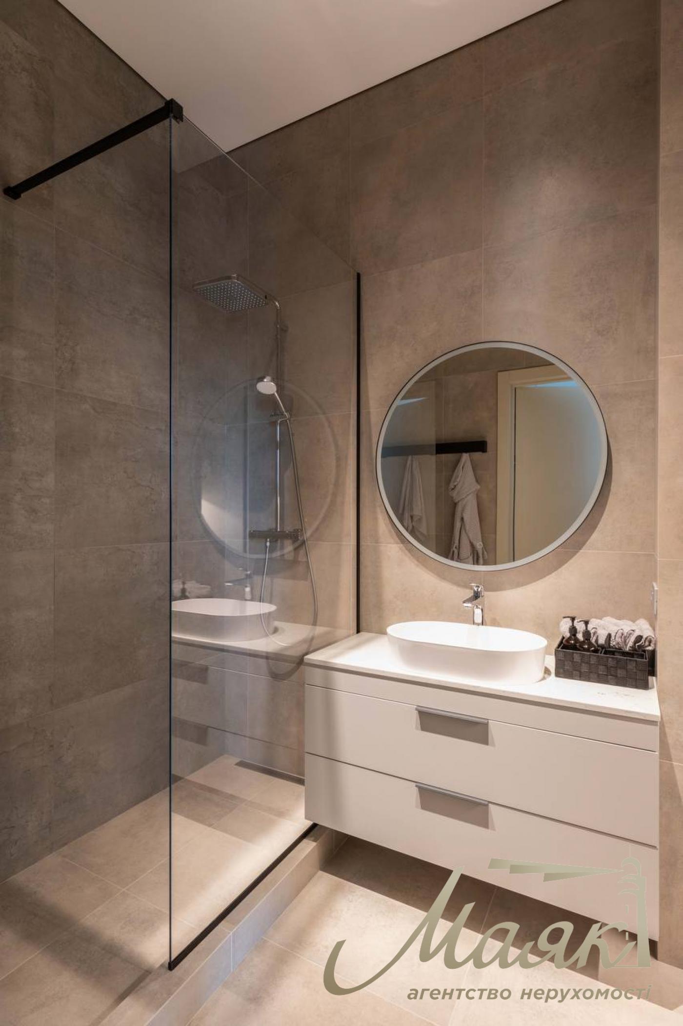 Продаж 2к квартири 63 м2 у клубному будинку Hidden