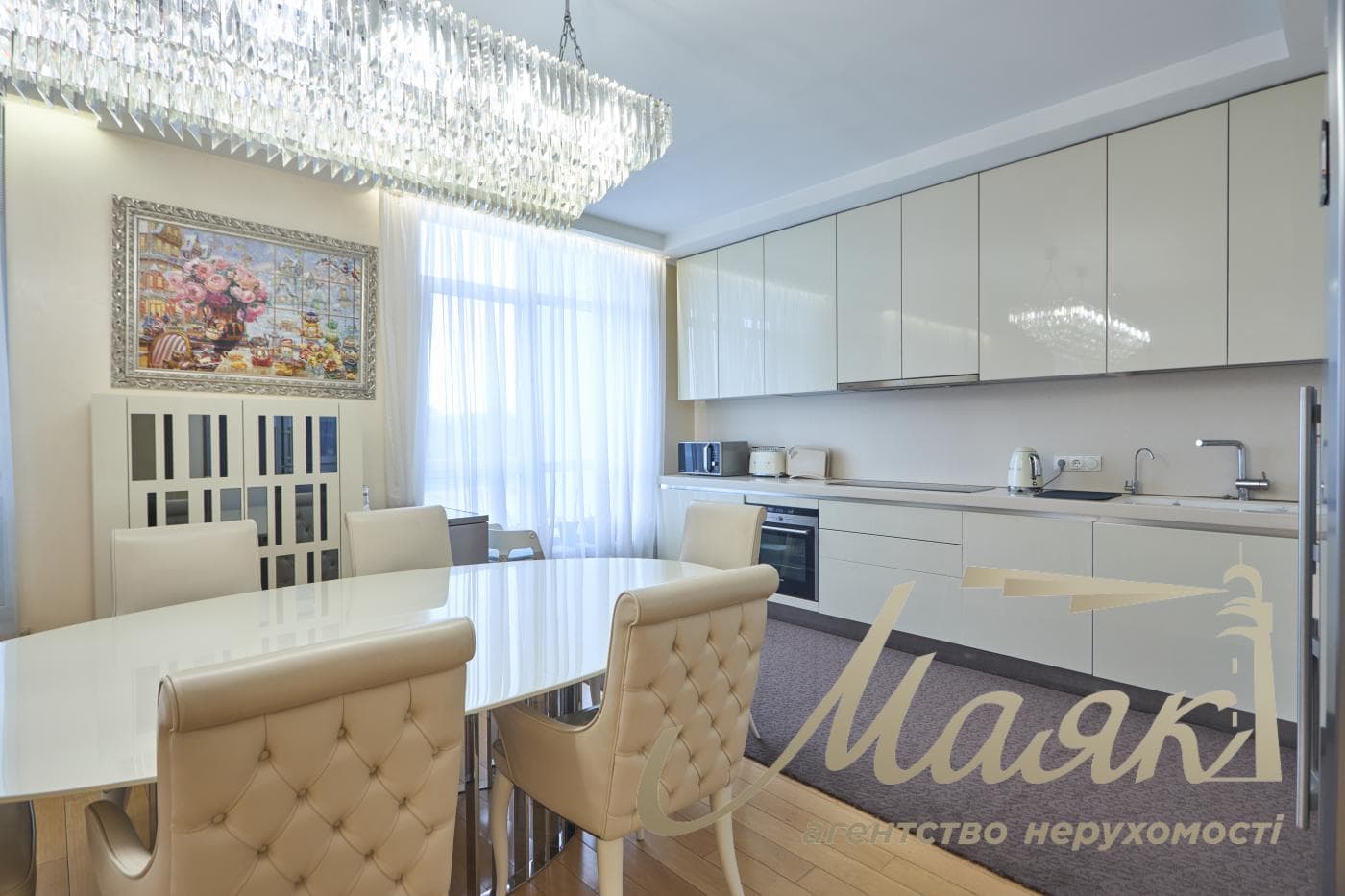 5-room family apartment for sale in the upscale Novopecherskie Lipki residential complex, Andriy Verkholyad/Dragomirov Street, Pechersk, Kyiv