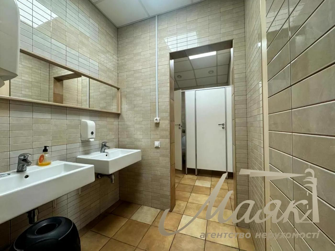 Аренда офиса 240м2 на пр.Берестейский 31, КПИ