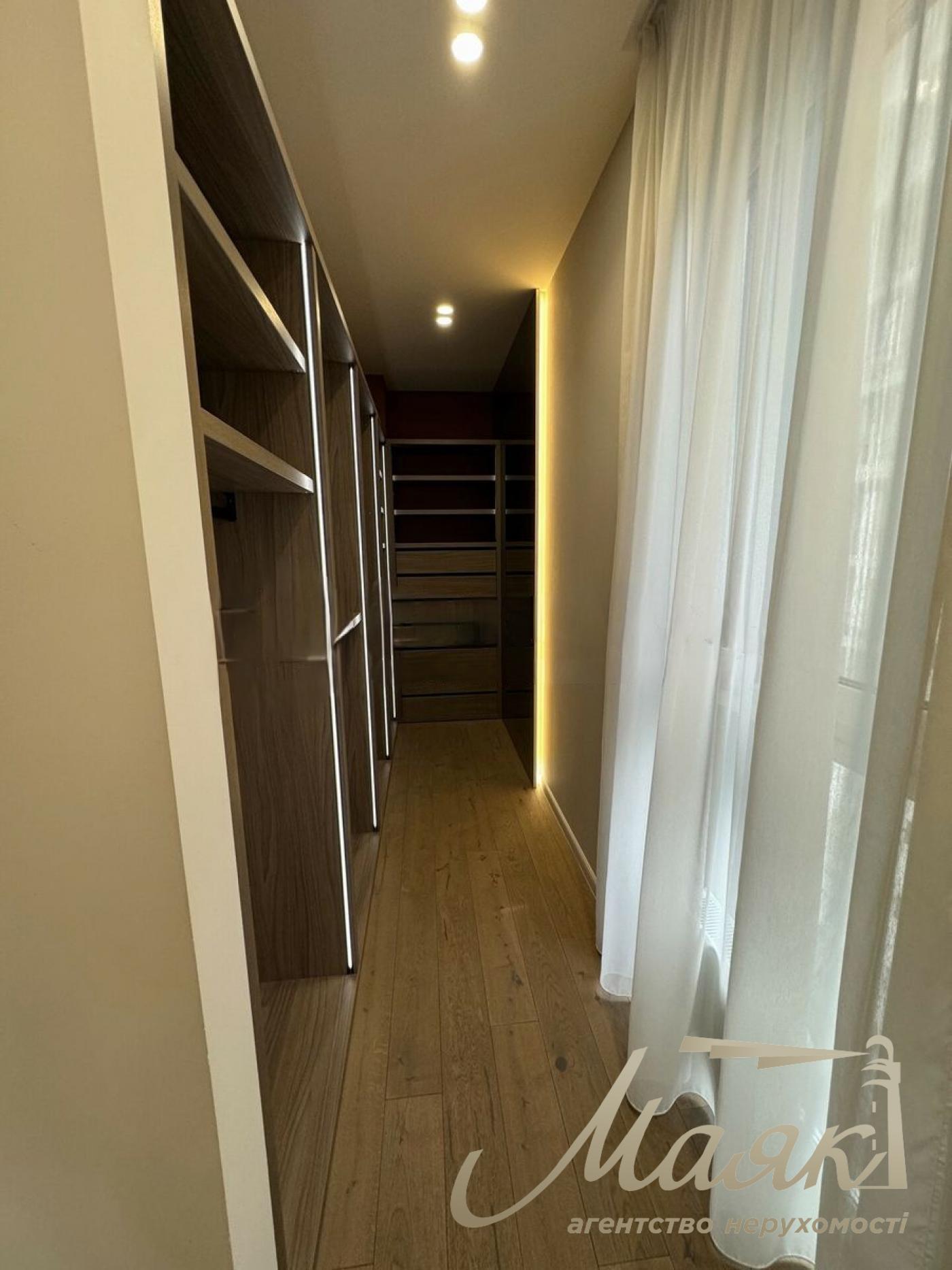 Продажа 3х-комнатной квартиры 81м2 в ЖК "Французский квартал 2" с ремонтом, Предславинская 44, Печерск