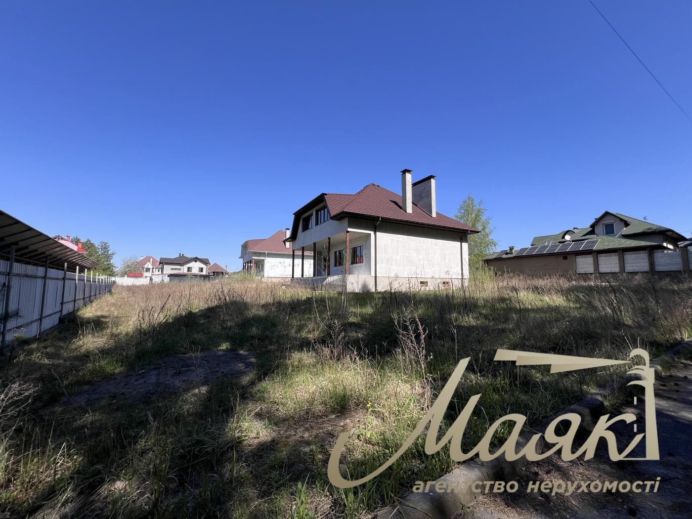 Capital brick house for sale 270m2 near Kiev, Novoobukhivske direction