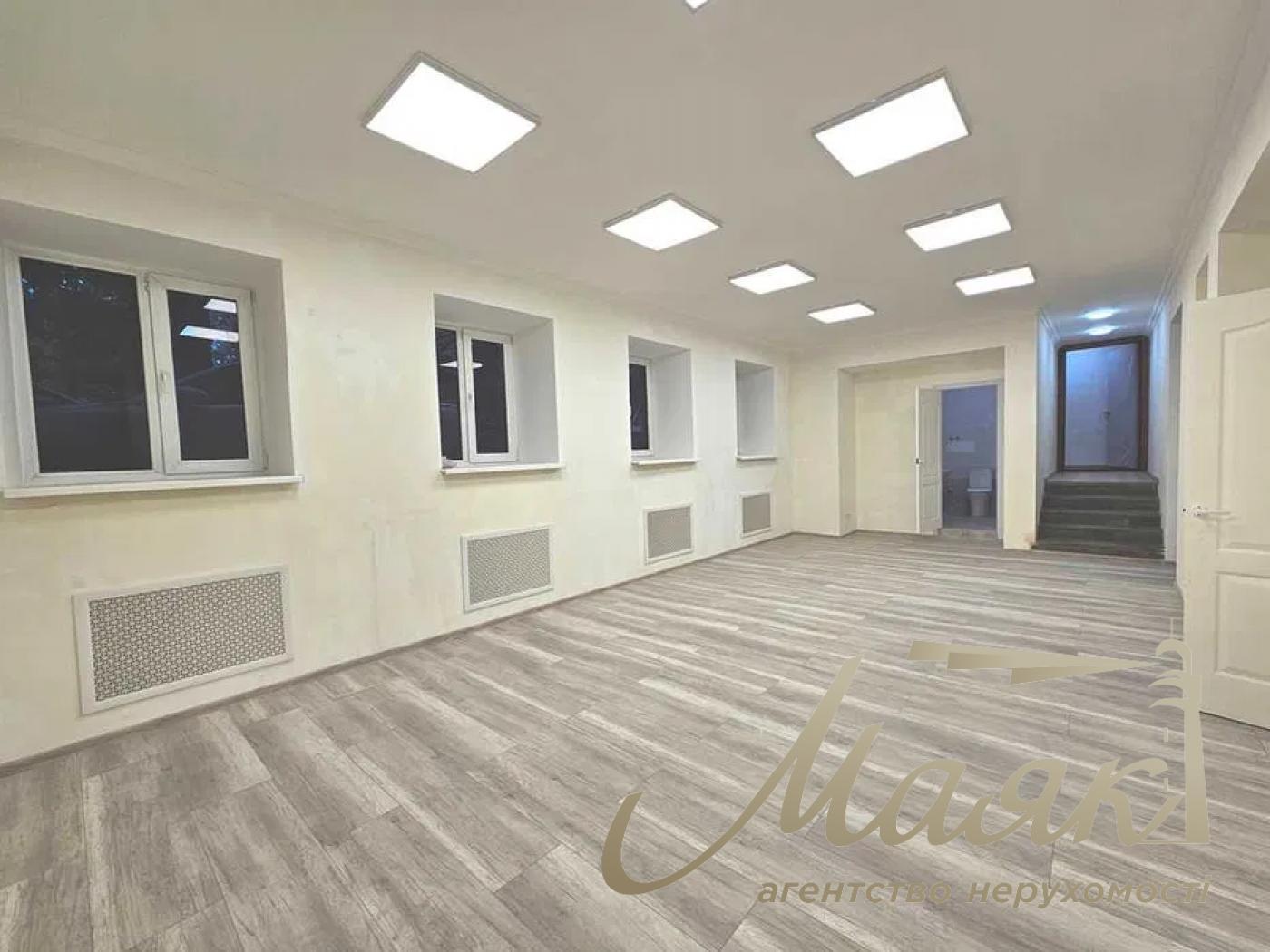 Аренда фасадного помещения 130 м.кв., Грушевского, Арсенальная