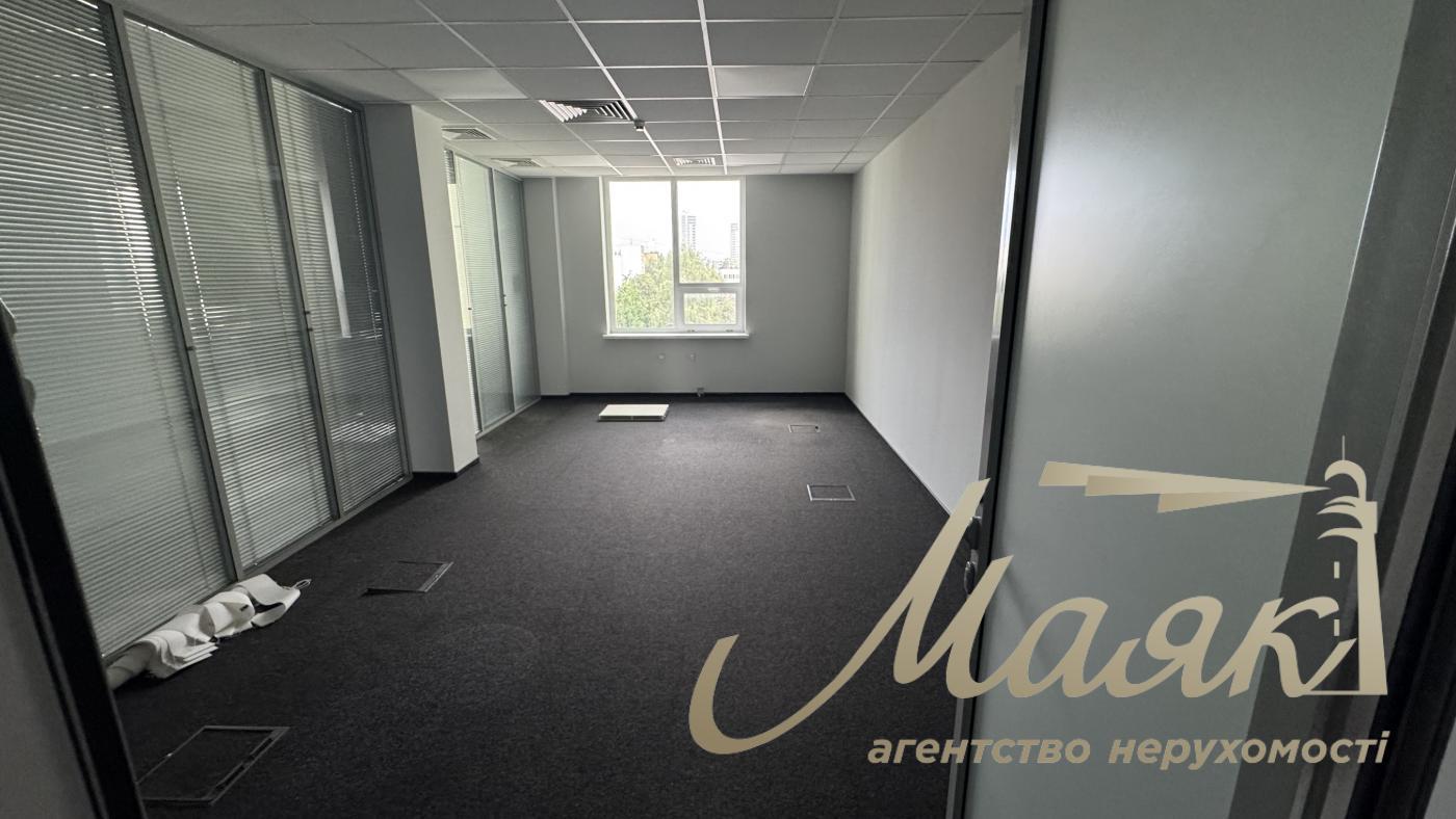 Office for rent 760m2 in BC on Obolon, Avtozavodskaya, Kurenevka
