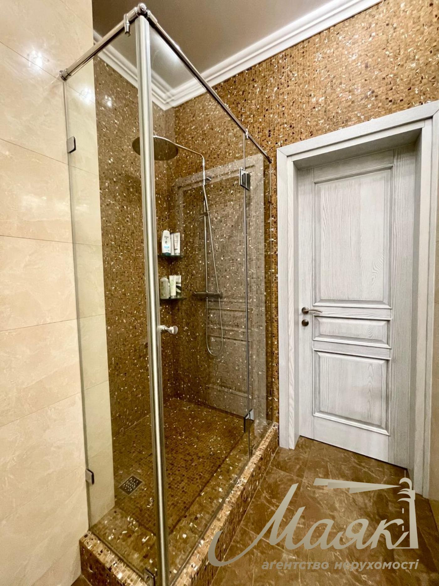 Продаж квартири ЖК "Бульвар фонтанів" вул. Іоанна Павла II (Лумумби Патріса) 6/1 у Києві / A-113188