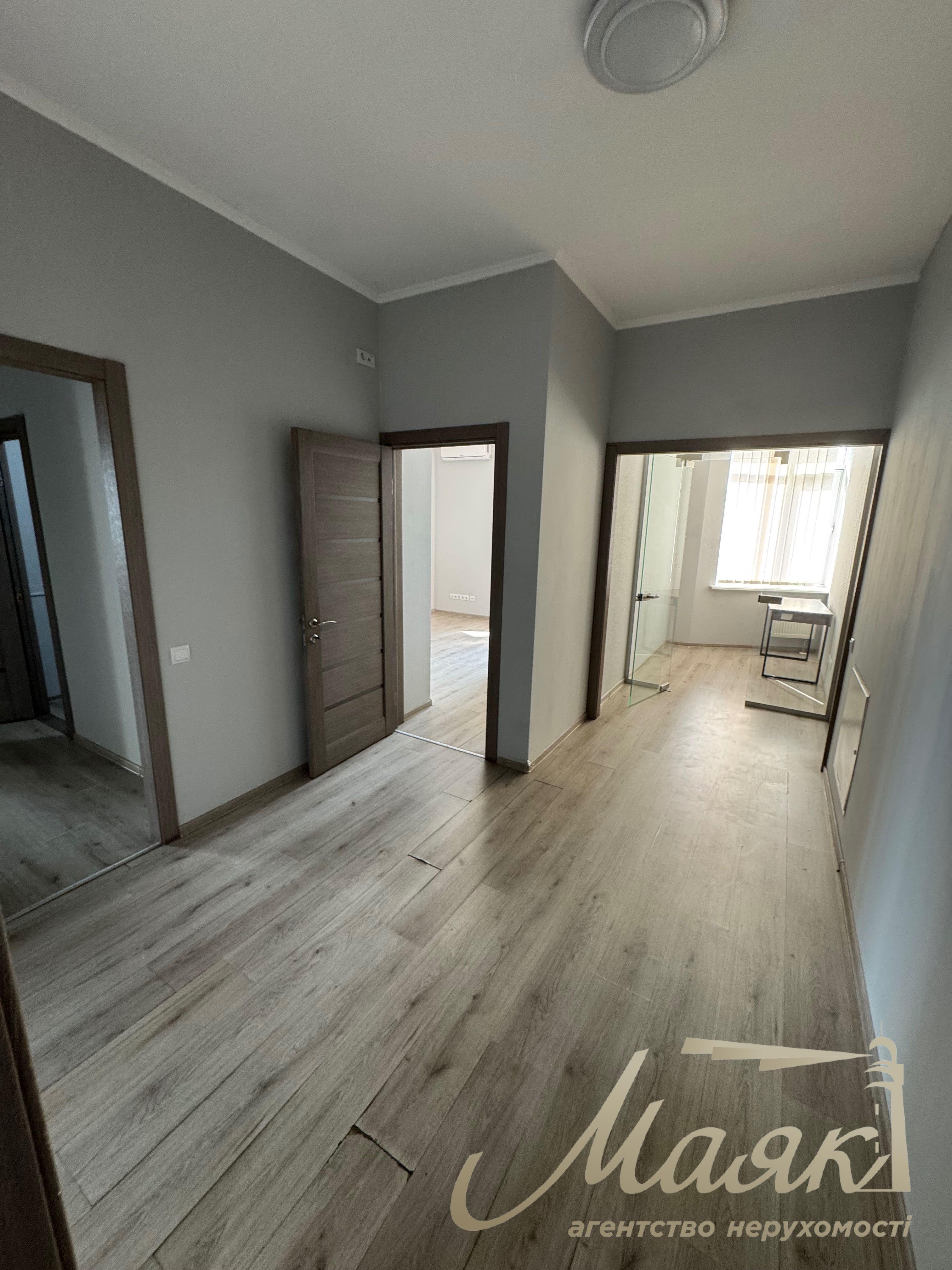 Аренда офиса 111м2 по ул.Антоновича 103, Центр.