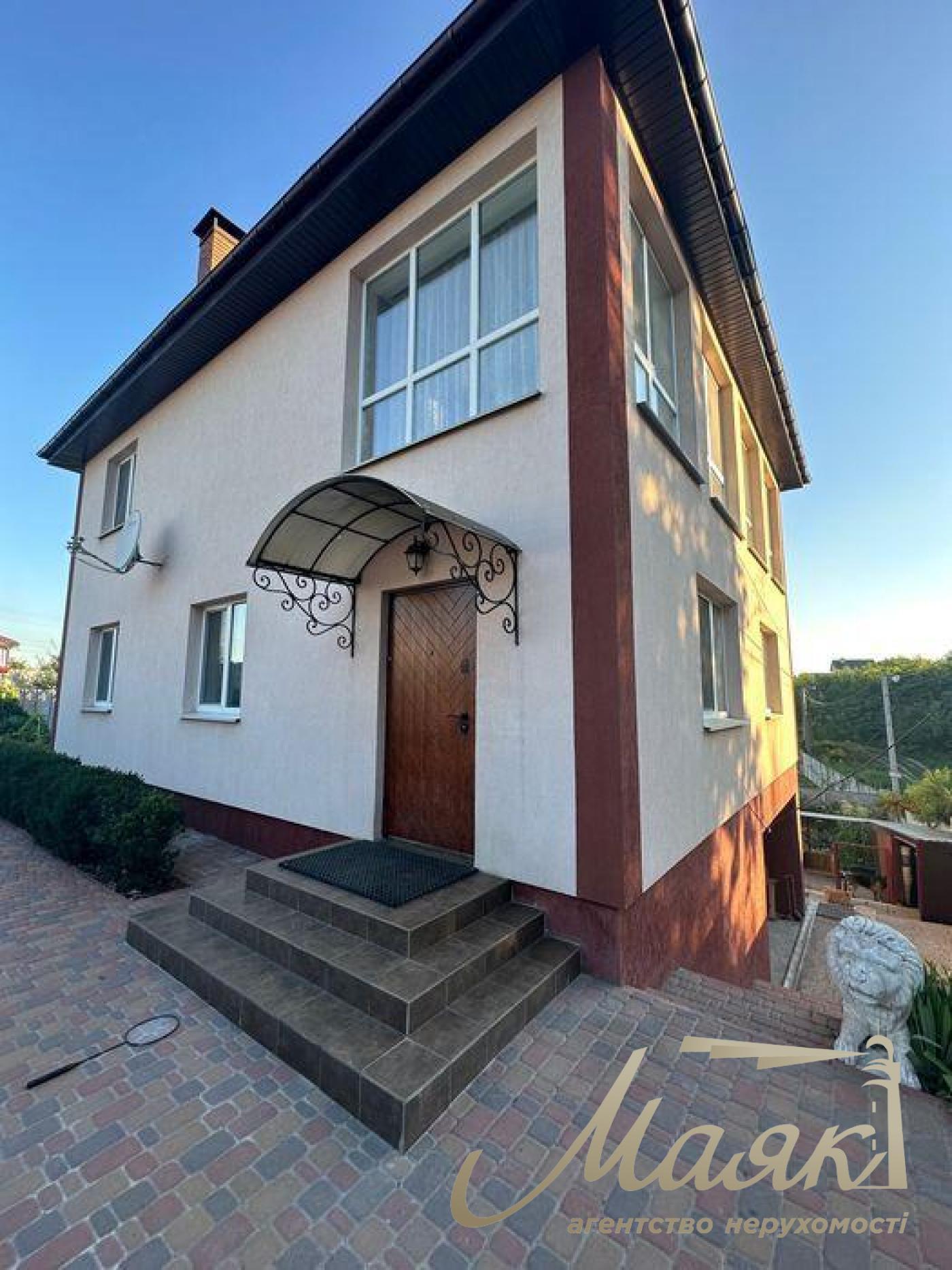 Продаж 2х-поверхового будинку 247м2 Київська область, Обухів, с. Лукавиця