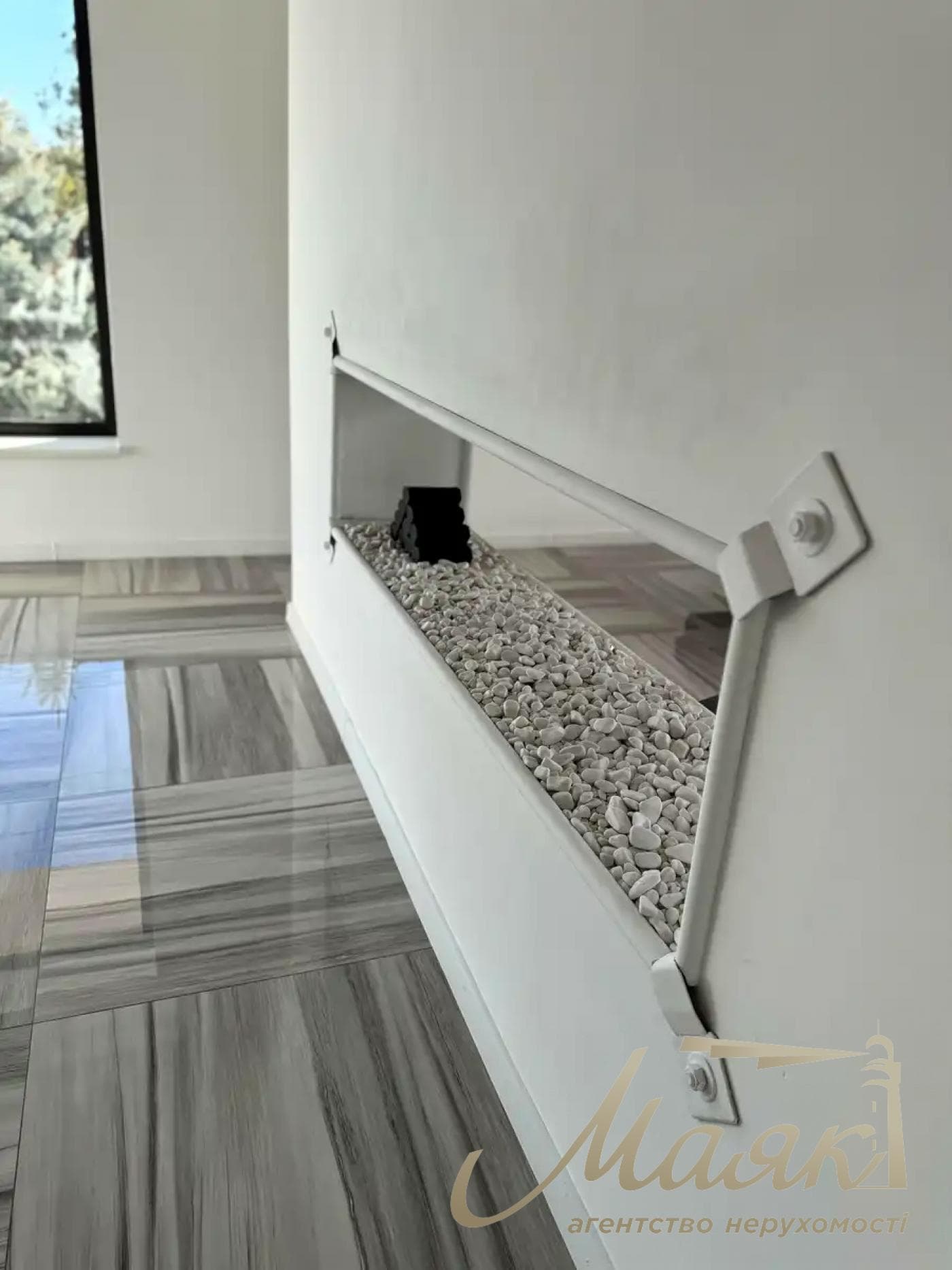 Оренда сучасного будинку площею 150 м² у с. Гвоздів, вул. Зарічна, Київська область, Обухівський район.