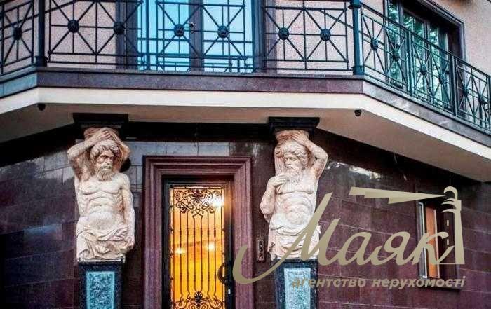 Продажа 2к квартиры в клубном доме Regent Hill, ул. Мичурина