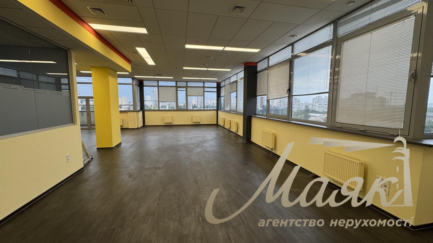 Office for rent 311 m2 in BC on Obolon, Avtozavodskaya str, Kurenevka