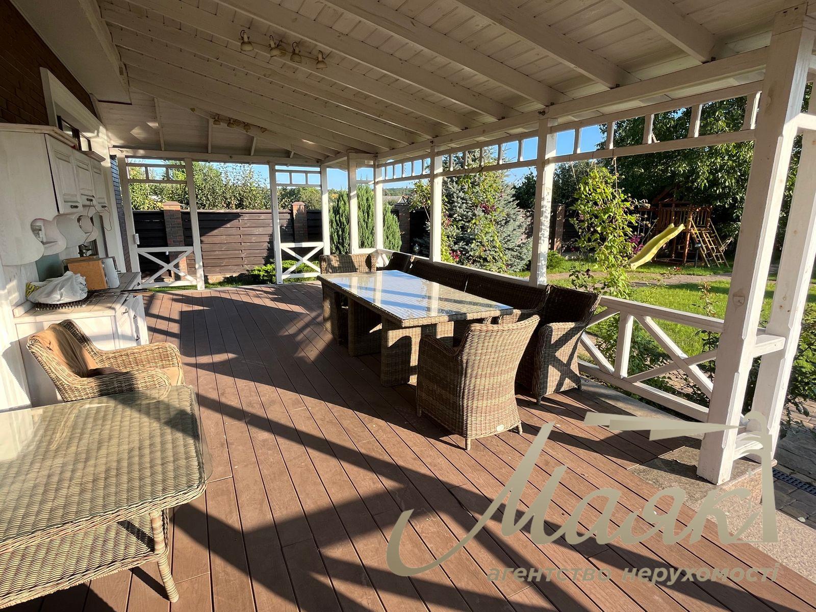 Продажа дома 280м2 на 15 сотках в Хотове., Авторский ремонт.