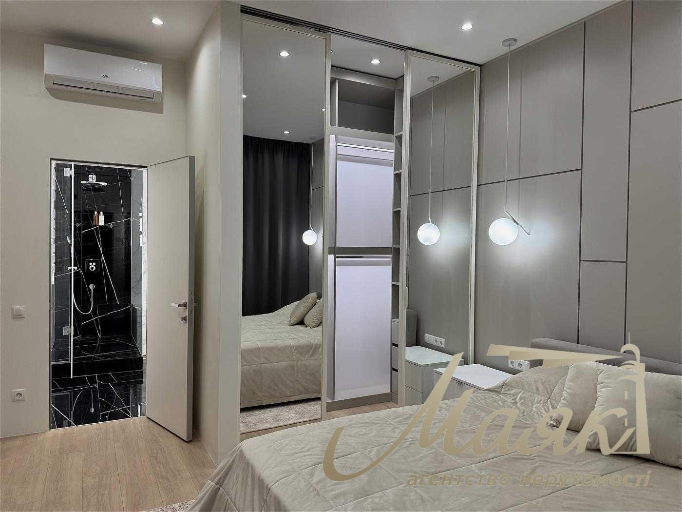 Аренда дизайнерской 3х-комнатной квартиры 85м2 в ЖК Новопечерские Липки, ул. Михаила Драгомирова, 15Б, Печерский район.