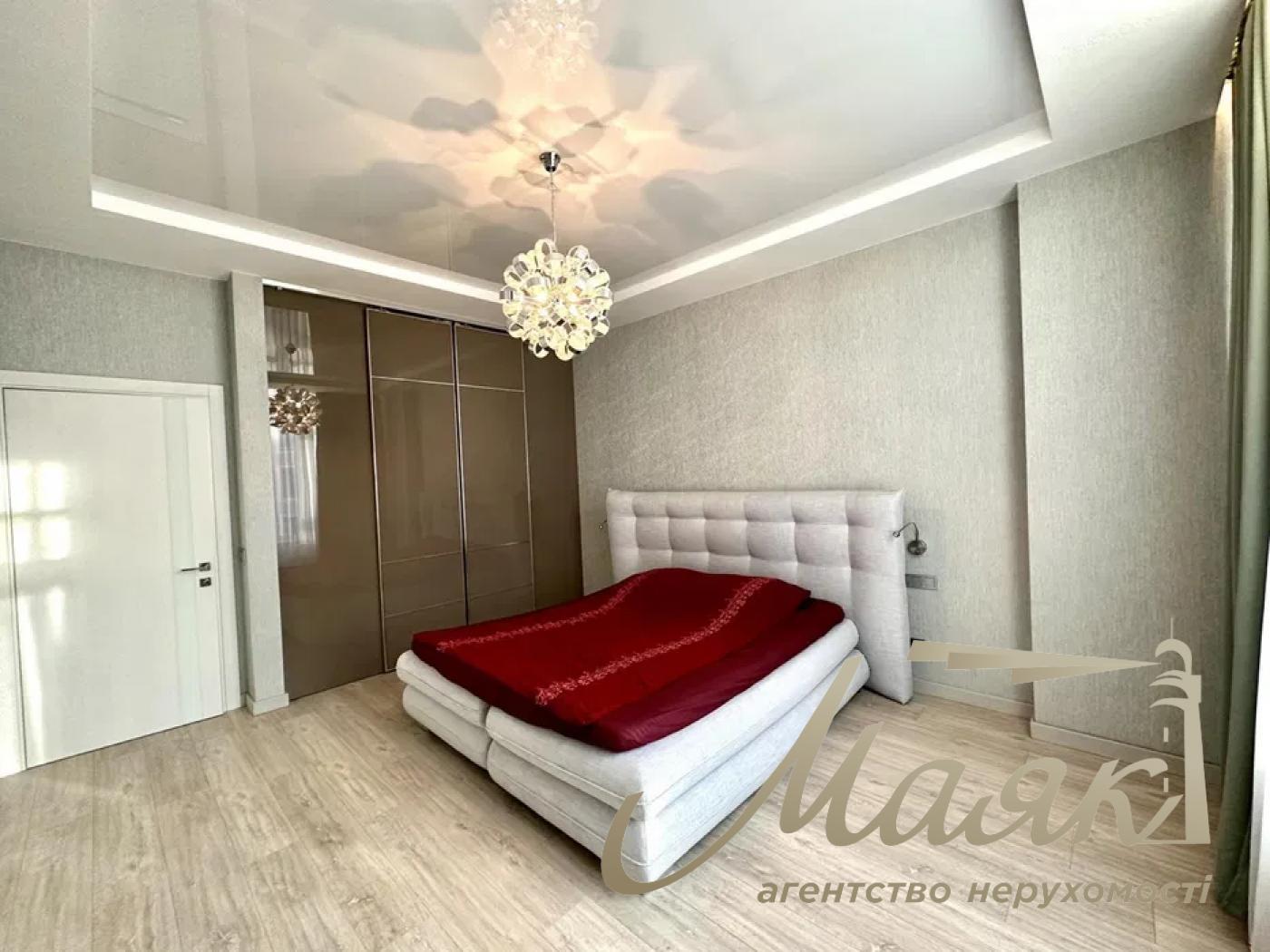 Sale of a 1-bedroom apartment with a view, 63 m2 in the residential complex Boulevard of Fountains, Sapernoye Pole
