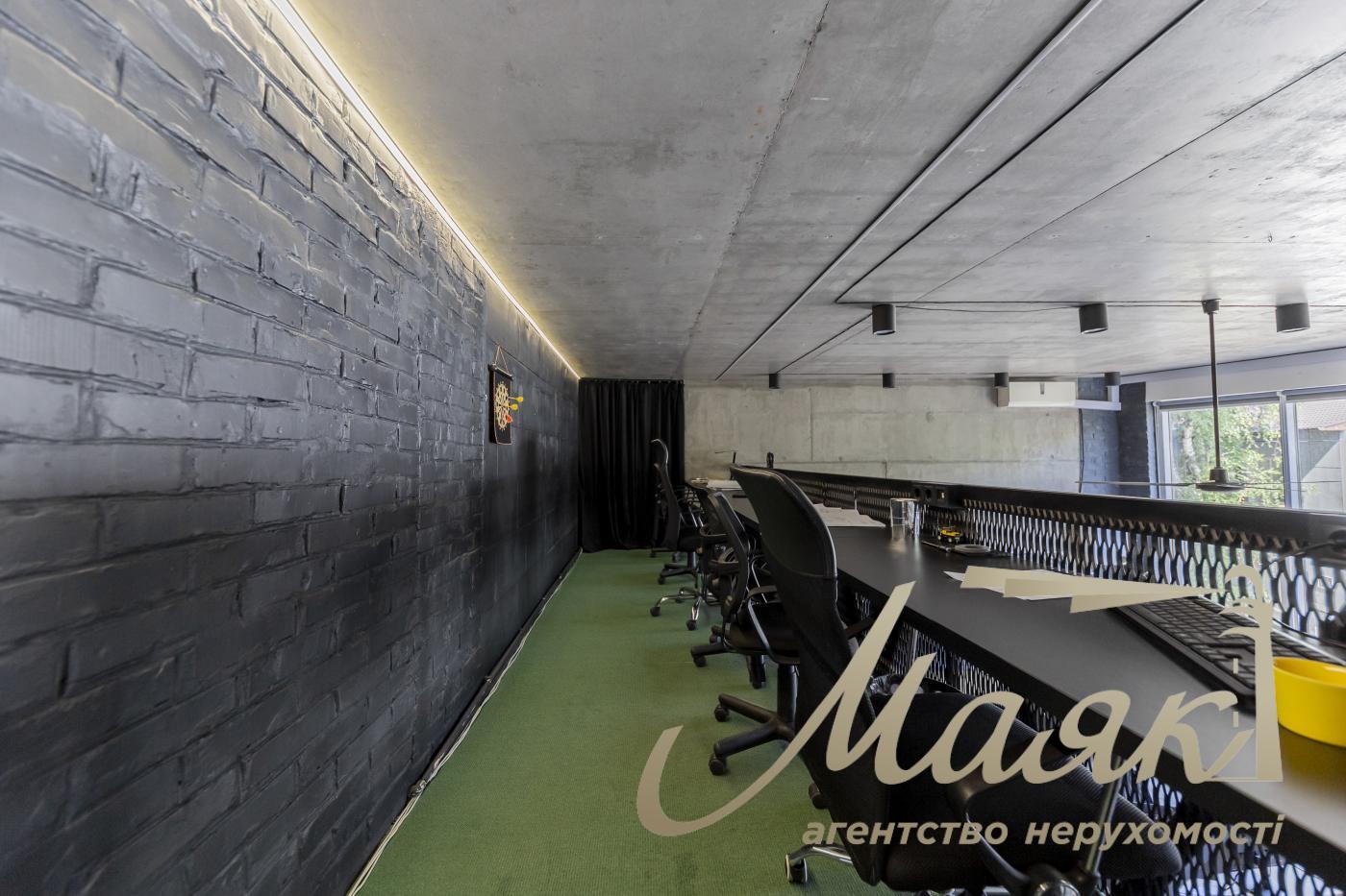 Sale of commercial premises 160 m2 in residential complex Prestige Hall, Tyutyunnika 37/1, Center