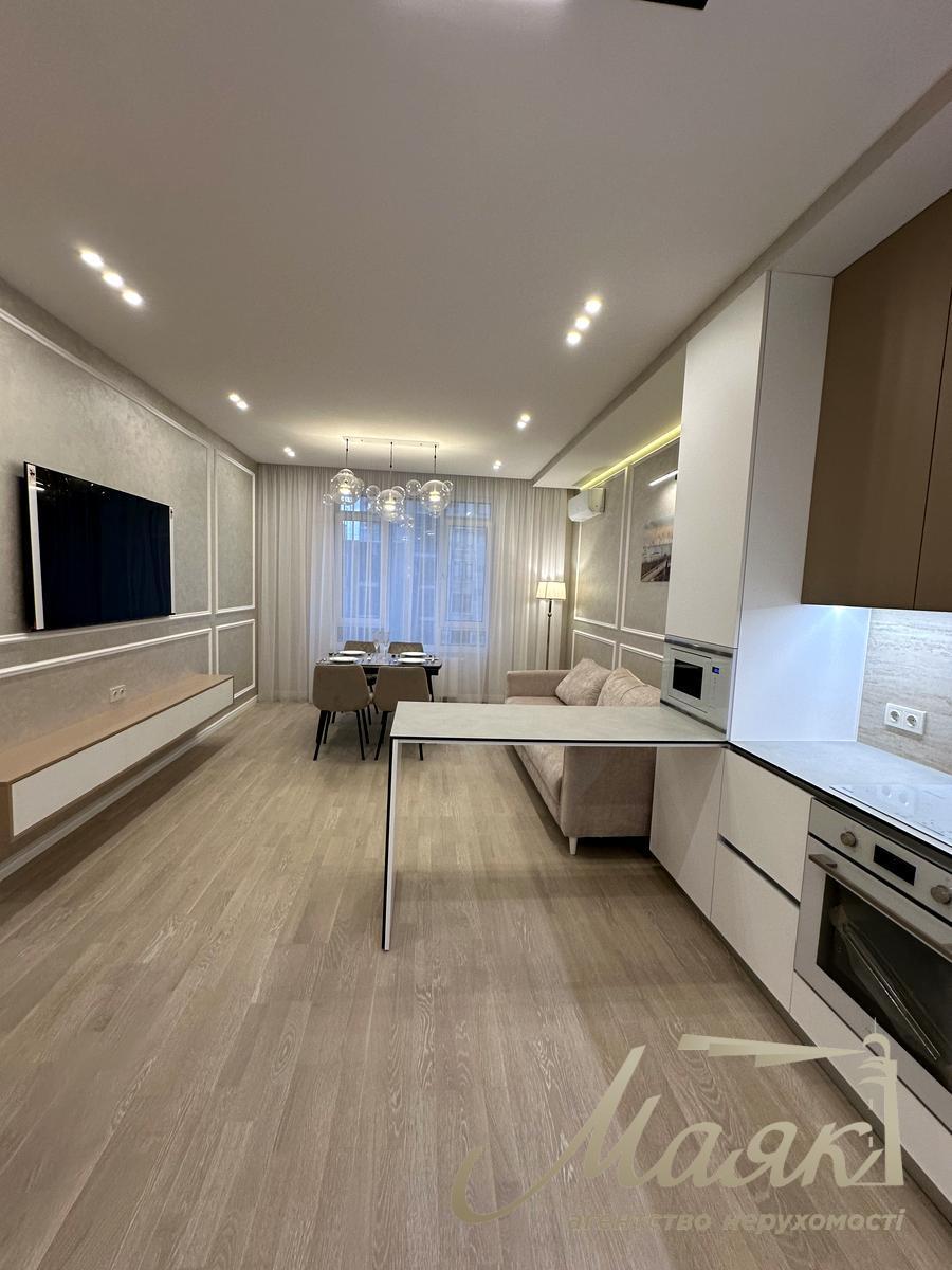 Продаж 3-х кімнатної квартири в ЖК Бульвар Фонтанів Саперне Поле вул., 5