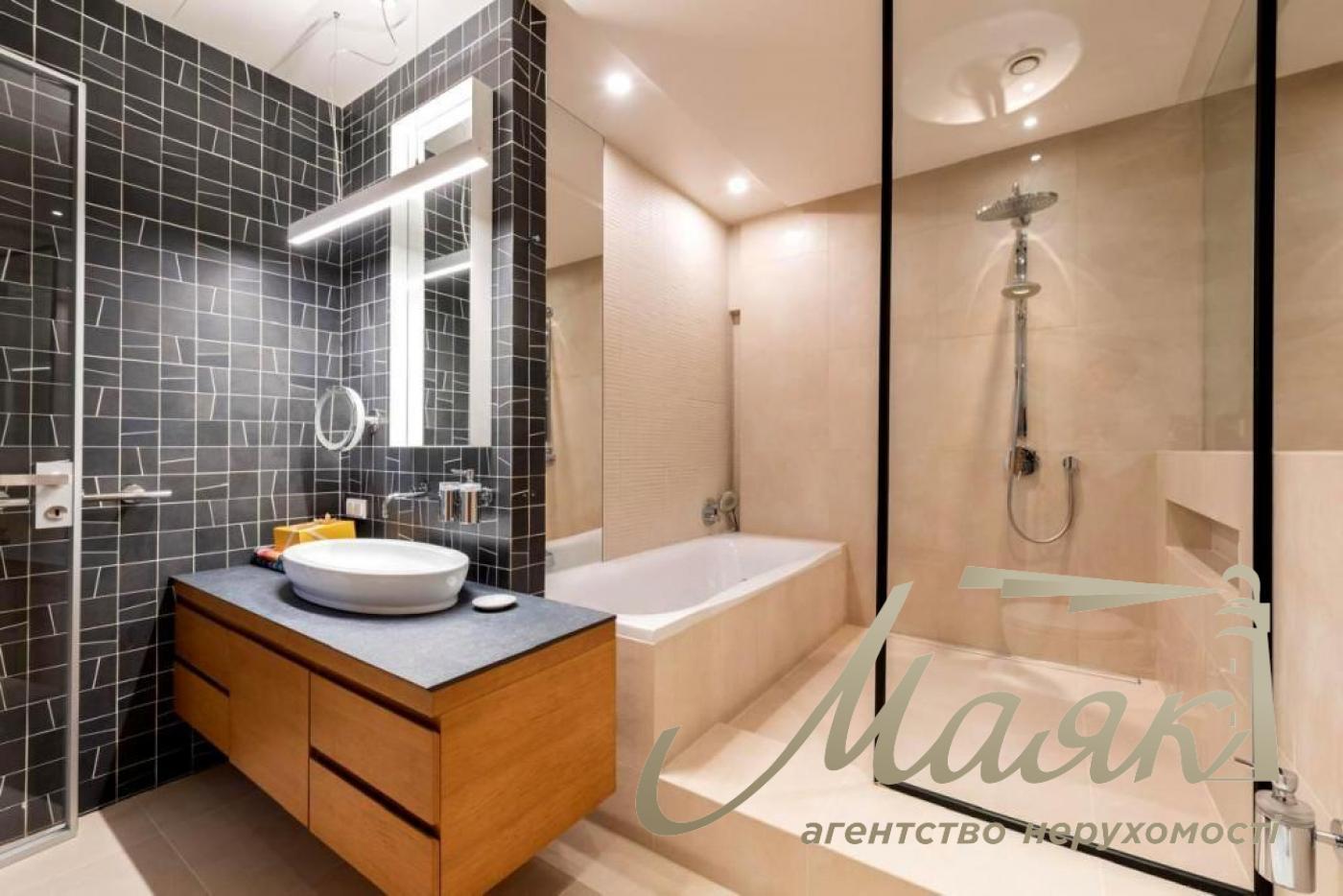 Аренда 3-комнатной квартиры в центре, пер. Виноградный