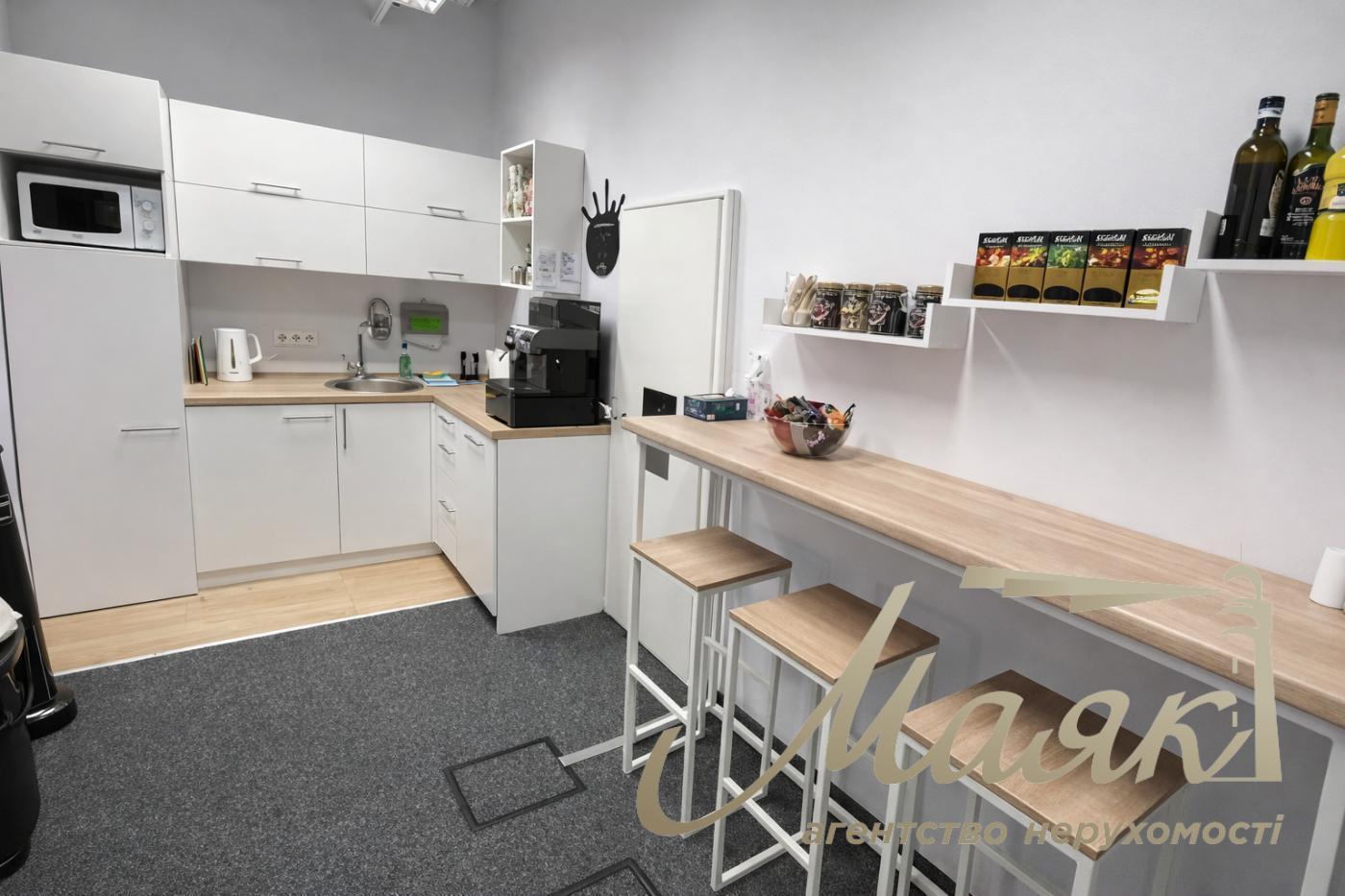 Оренда офісу БЦ MERX II вул. Лейпцизька, 15 Центр