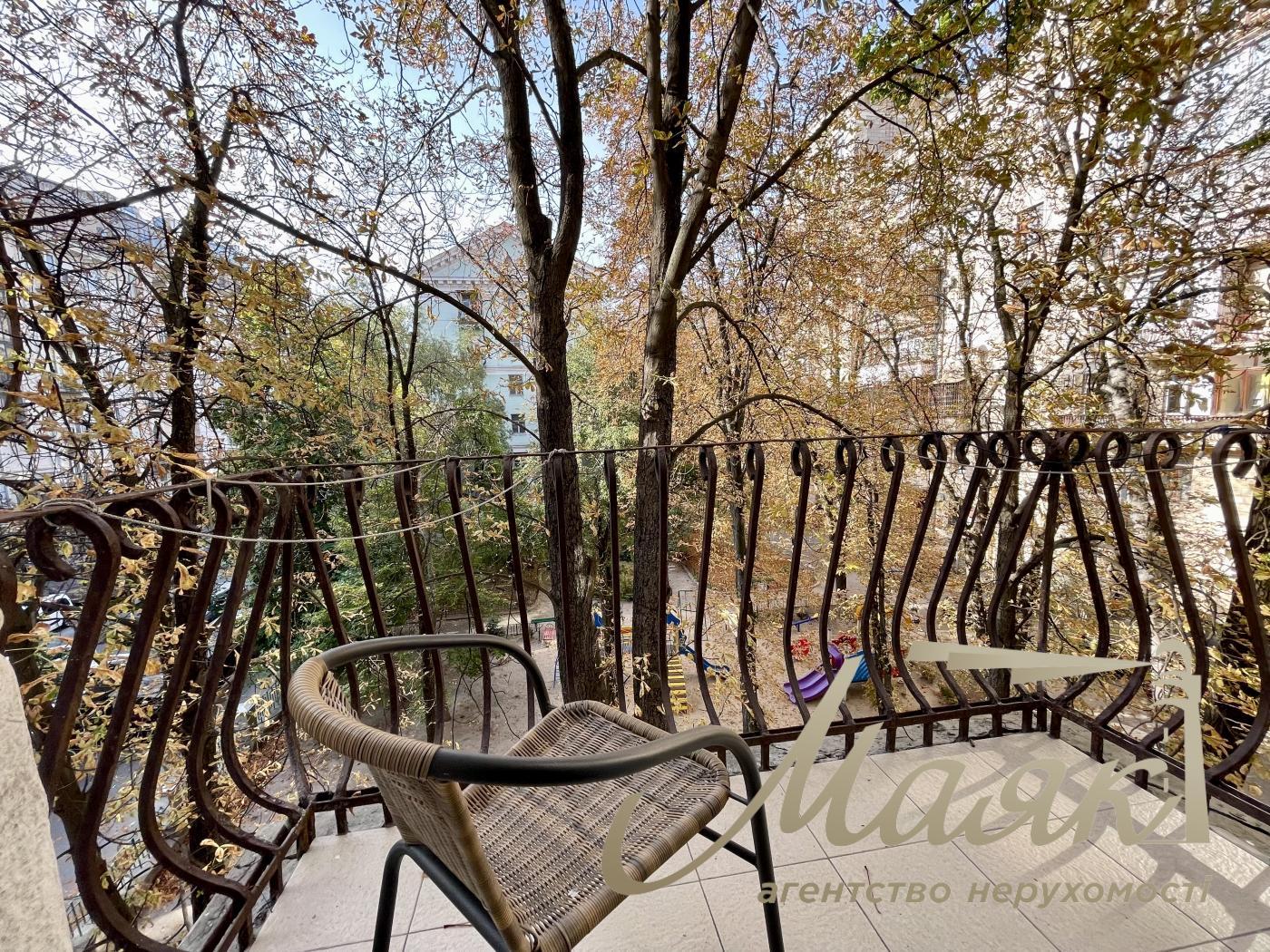 Продаж квартира-студія 40м2 в центрі вул. Заньковецької 6, Липки, Київ