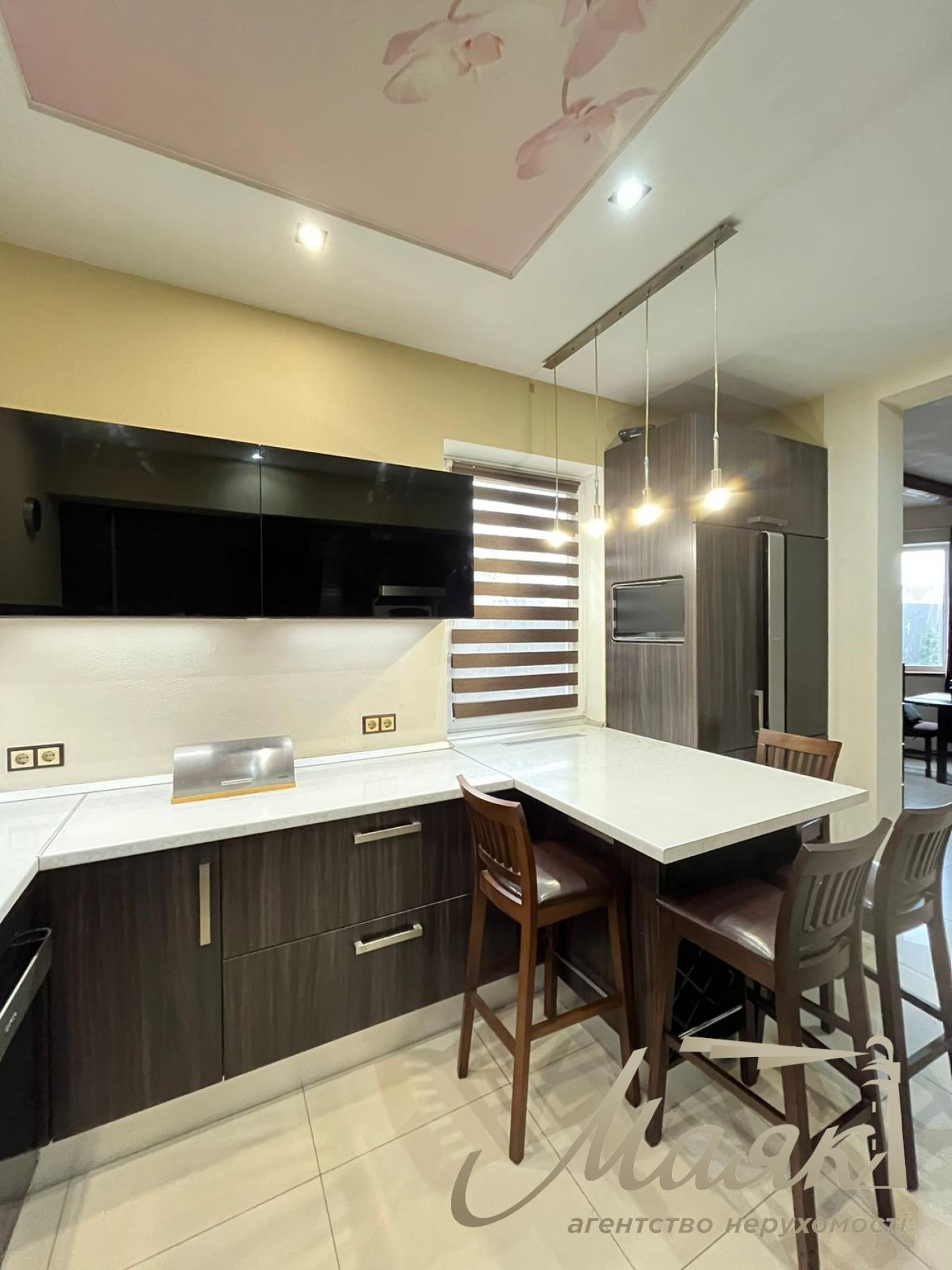 Rent a house 150m2 with garage 100m2 Sofievska Borschagivka