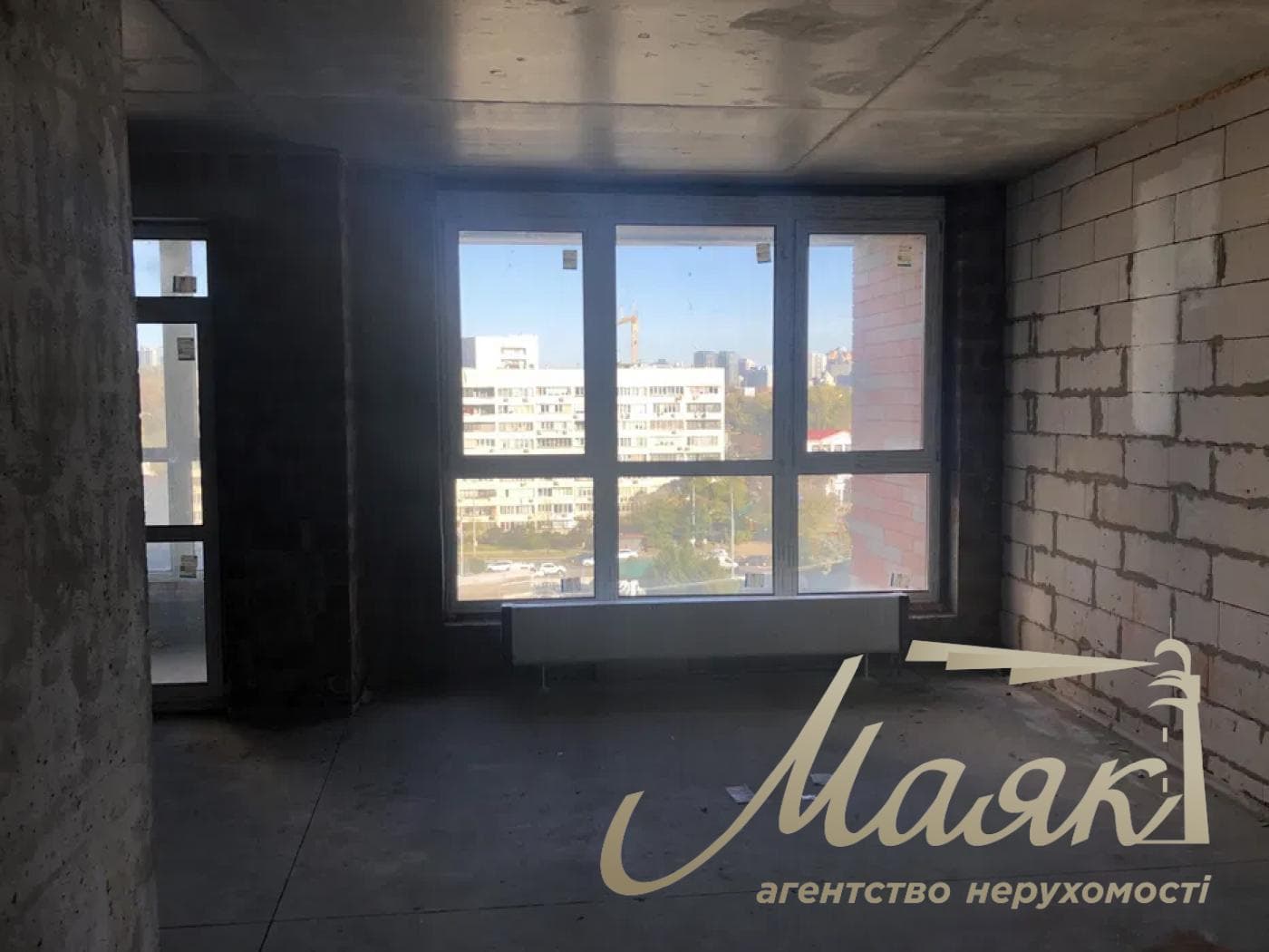 For sale 3-bedroom apartment Residential Complex West House, Kostnaiska street (m. Demeyevskaya)