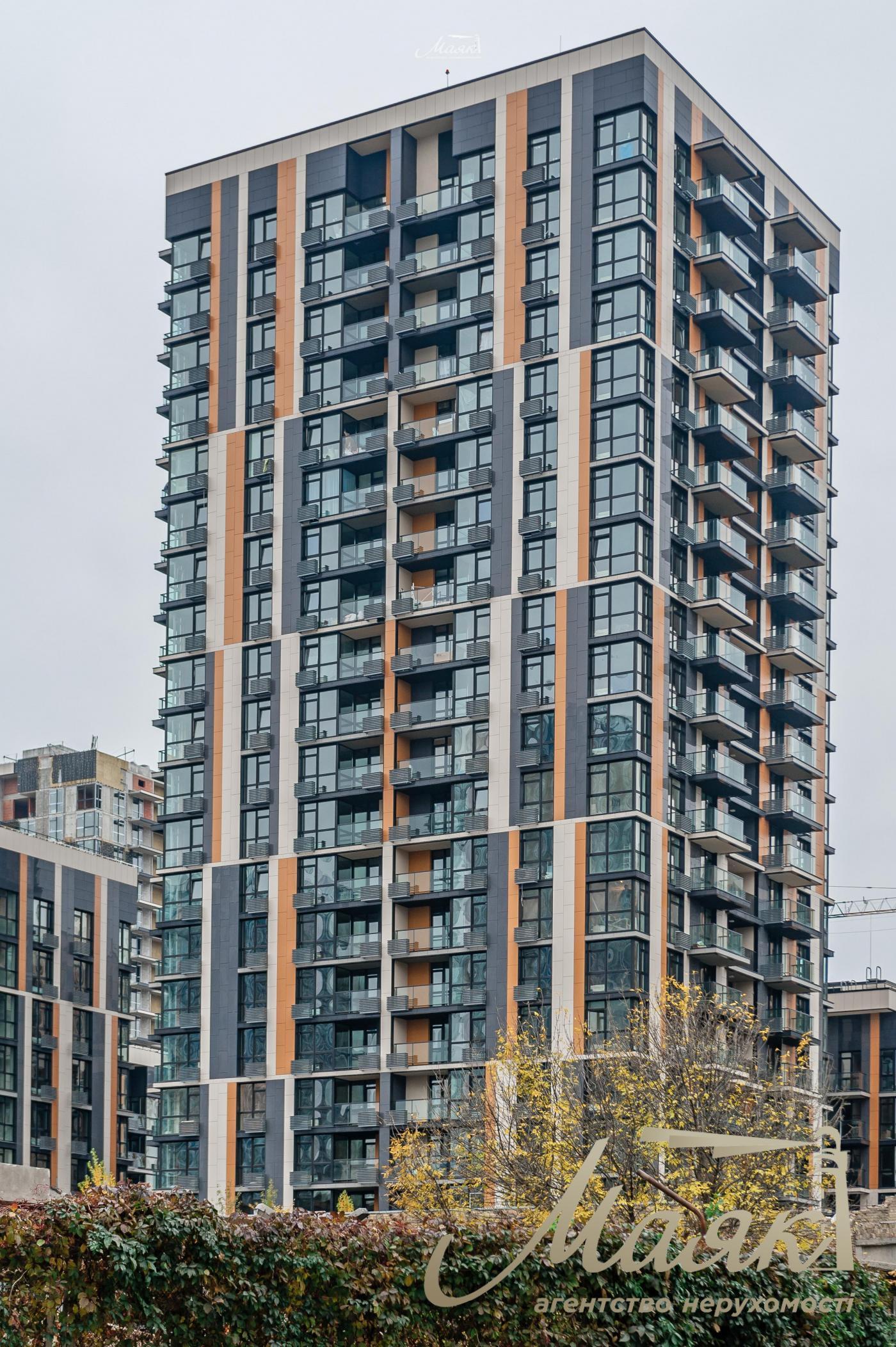 Аренда видовой 4-комнатной квартиры 168м2 в ЖК «Французский квартал 2» Печерский район, Киев