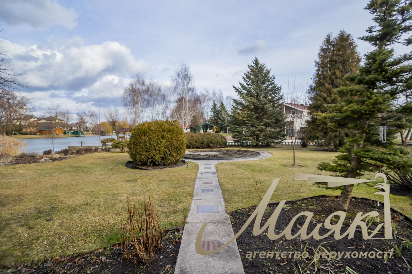 Sale of a house in the residential complex "Golden Gate", Kozin village.