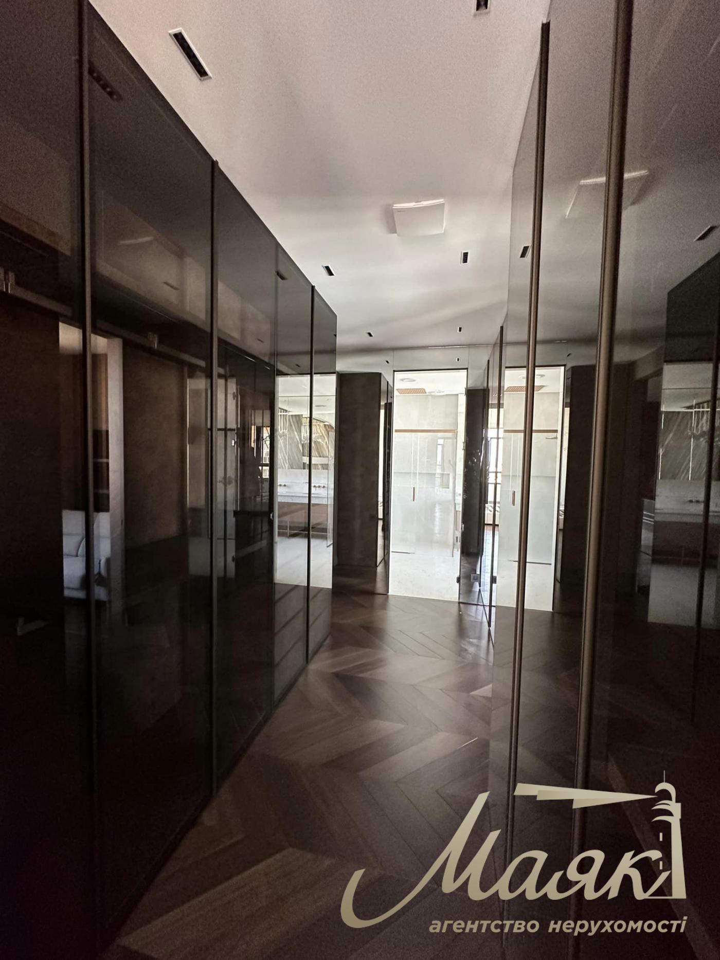 Sale of apartment in residential complex Tetris Hall, Fedorova st., Pechersk, Kyiv