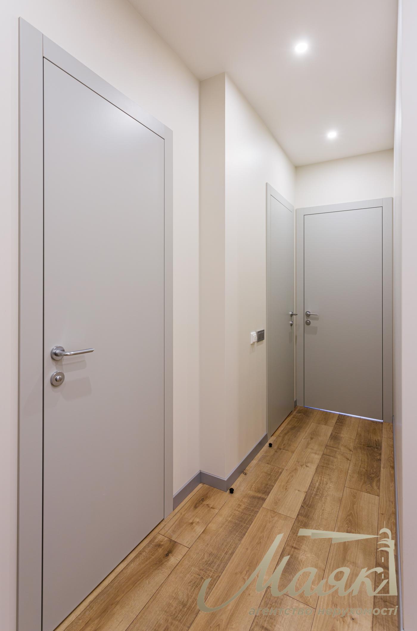Продаж 3х-кімнатної квартири 86 м2 в ЖК "ЖК RESIDENT Concept House" Володимирська 86а, Київ