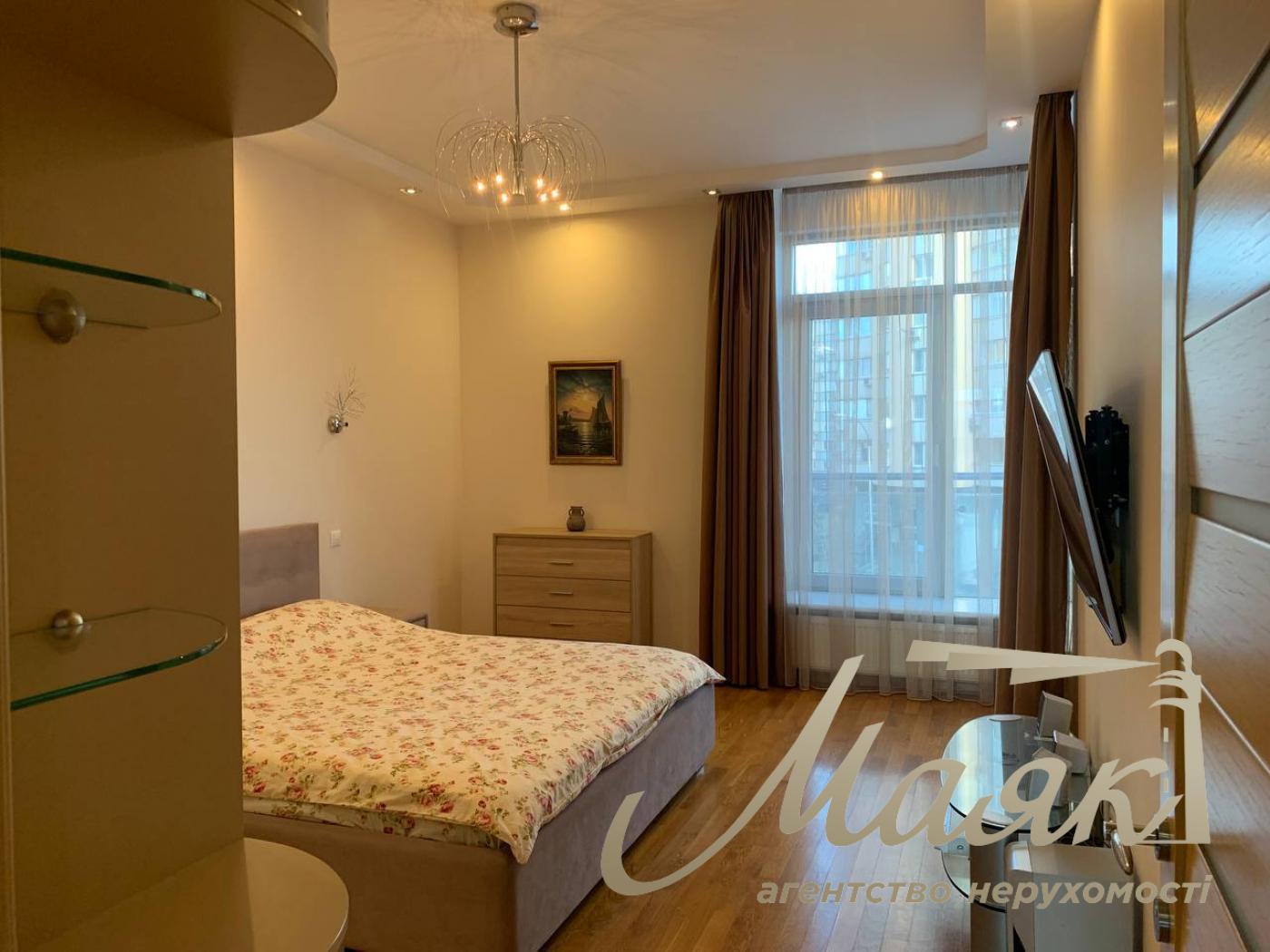 Продаж 3к видової квартири ЖК Рів'єра Ріверсайд, Лівобережна