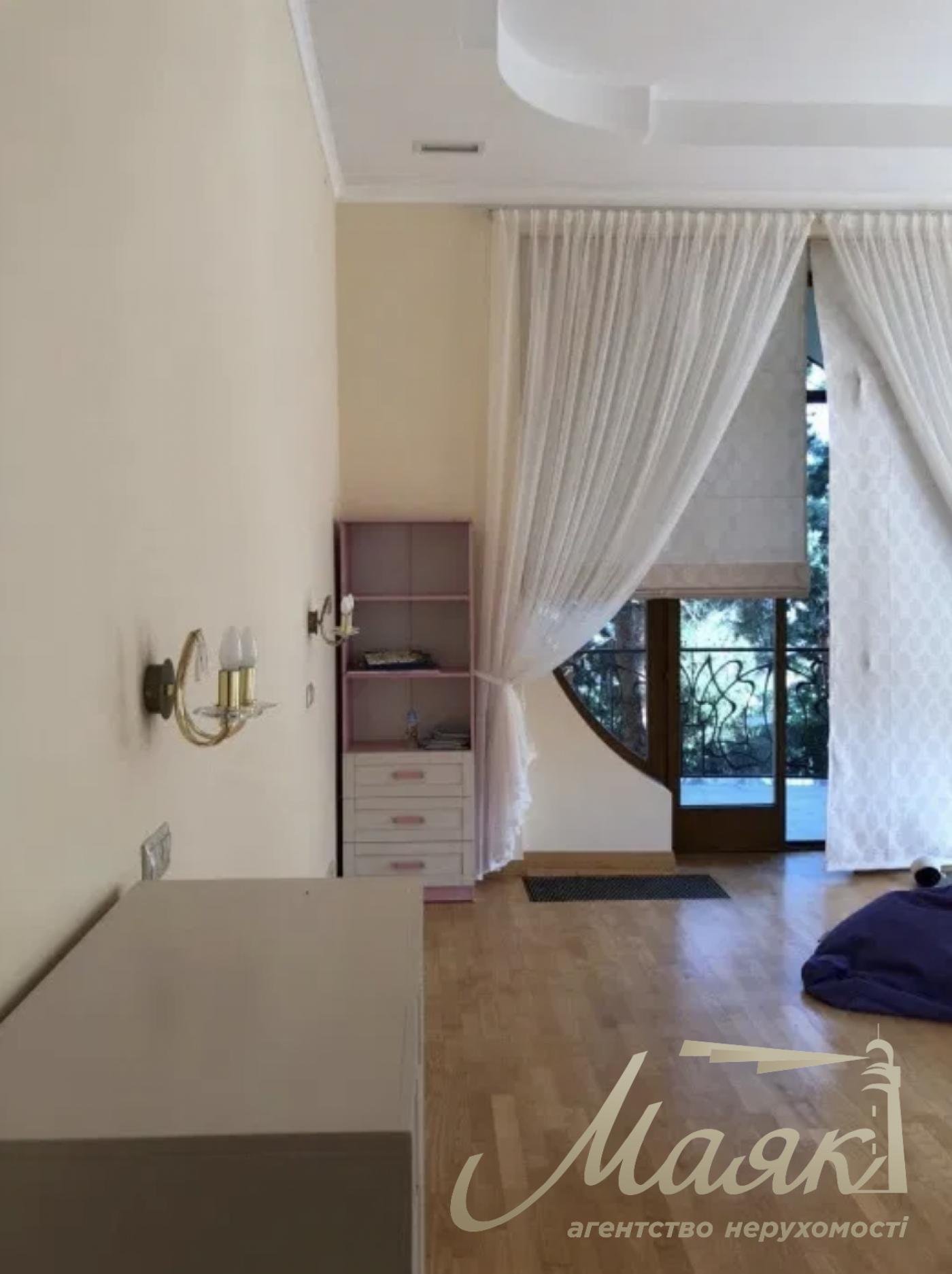 Оренда будинку в стилі модерн. КМ "Сосновий бір" Конча Заспа.