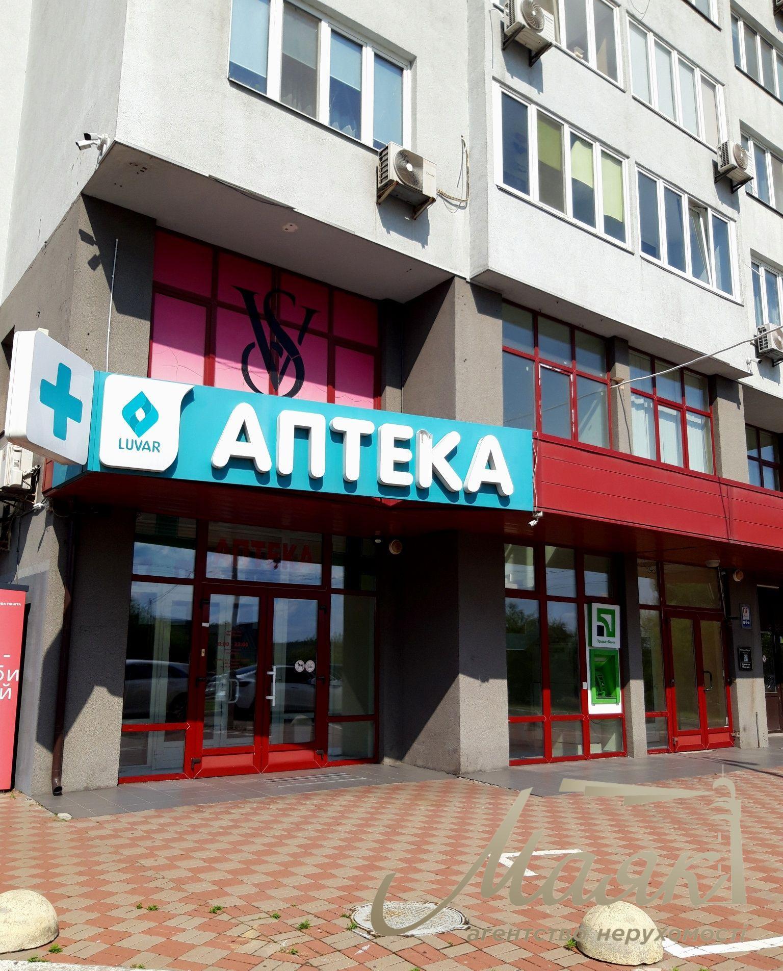 Продаж фасадного приміщення 168 кв.м. Осокорки. вул. Є.Чавдар