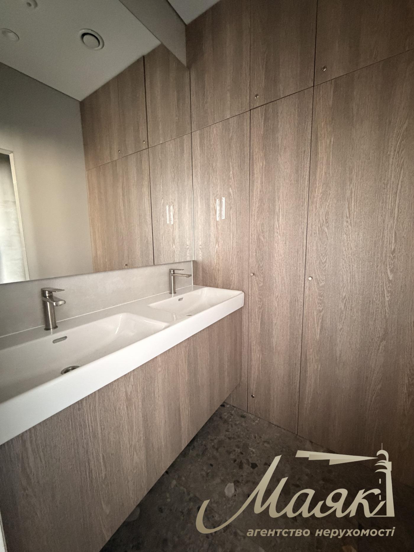 Оренда фасадного приміщення 105м2, ЖК Новопечерські Липки