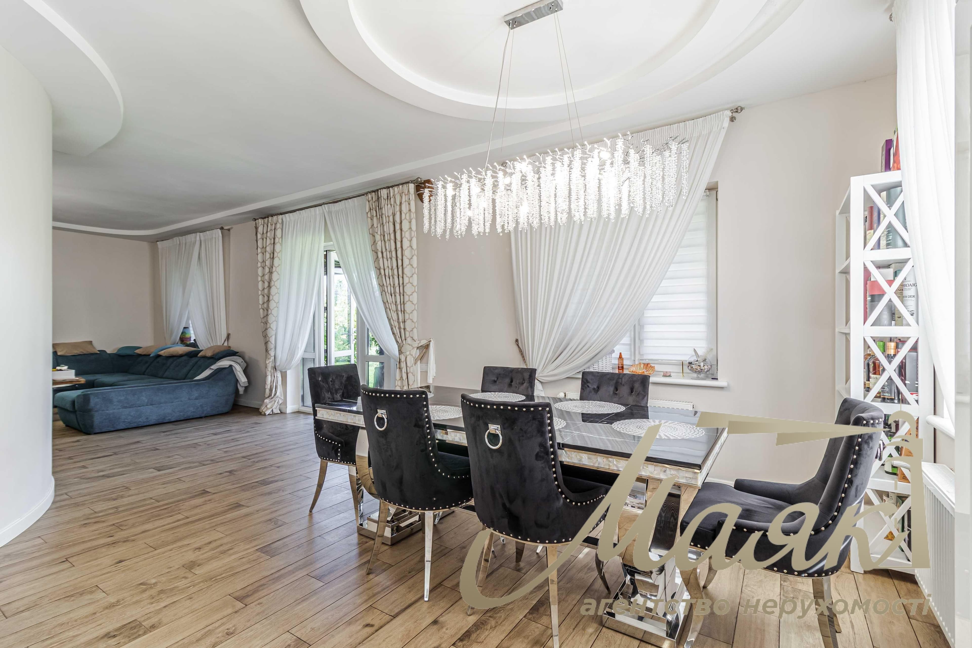 Оренда преміального будинку площею 290 м² у с. Нові Безрадичі, 12 соток, авторський проект, Обухівський напрямок, Київська область