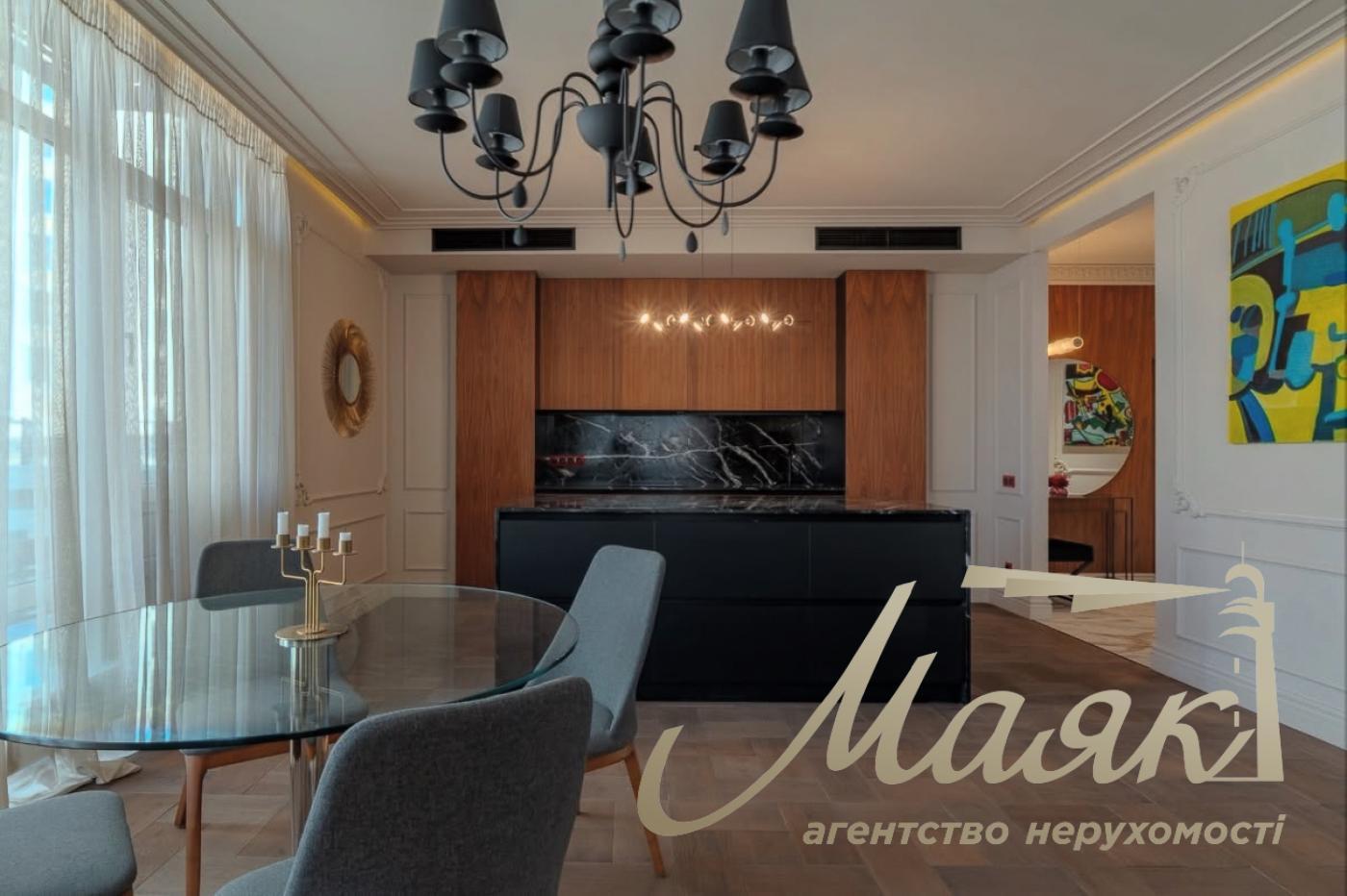 Business class apartment for sale 127 m² in Residential Complex Boulevard of Fountains, Kiev