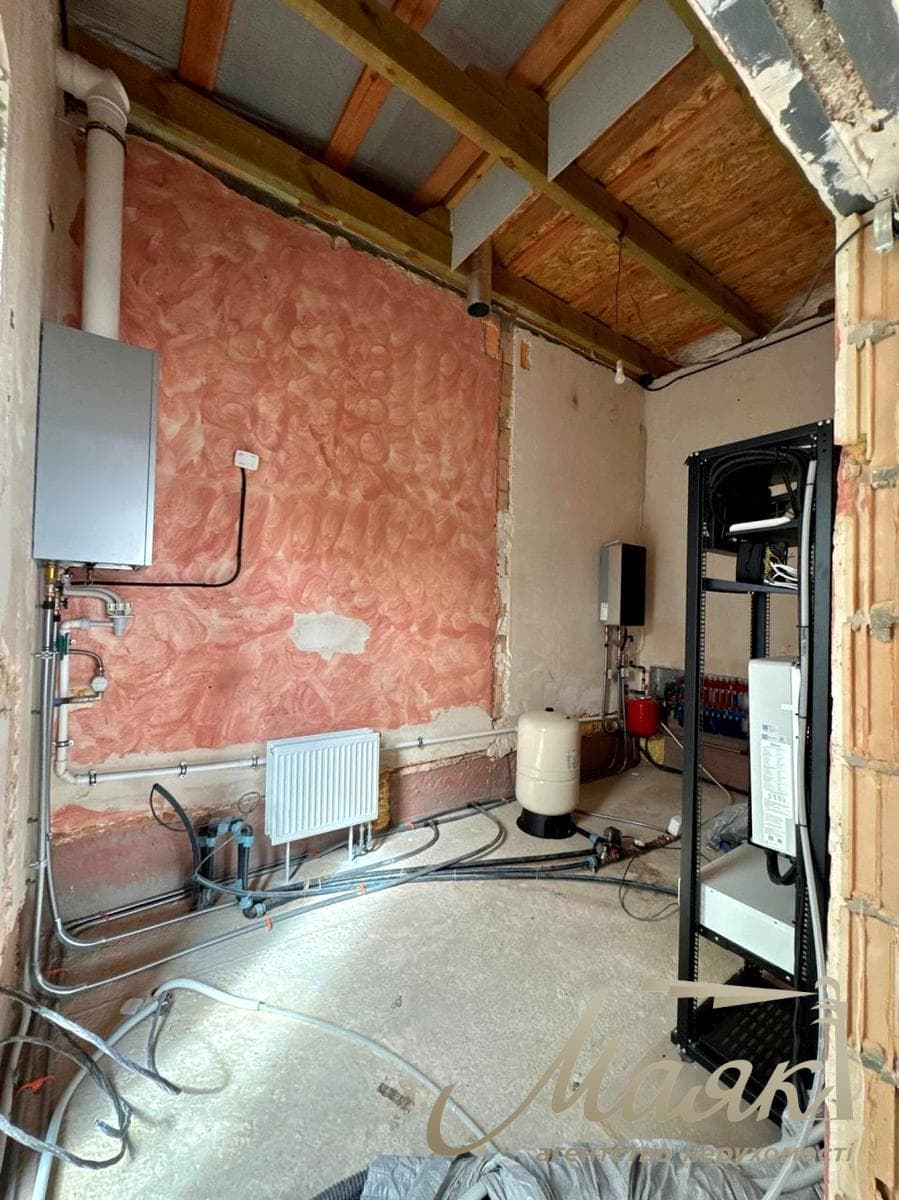 Продаж будинку площею 200 м² у смт Козин на вул. Олексіївській, Обухівський напрямок, Київська область