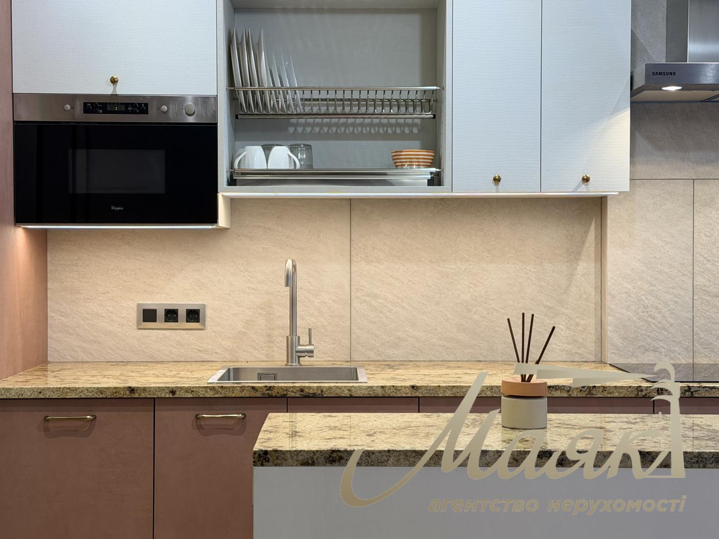 Аренда 2х-комнатной квартиры в ЖК Новопечерские липки, ул. Драгомирова 19А, Печерск, Киев