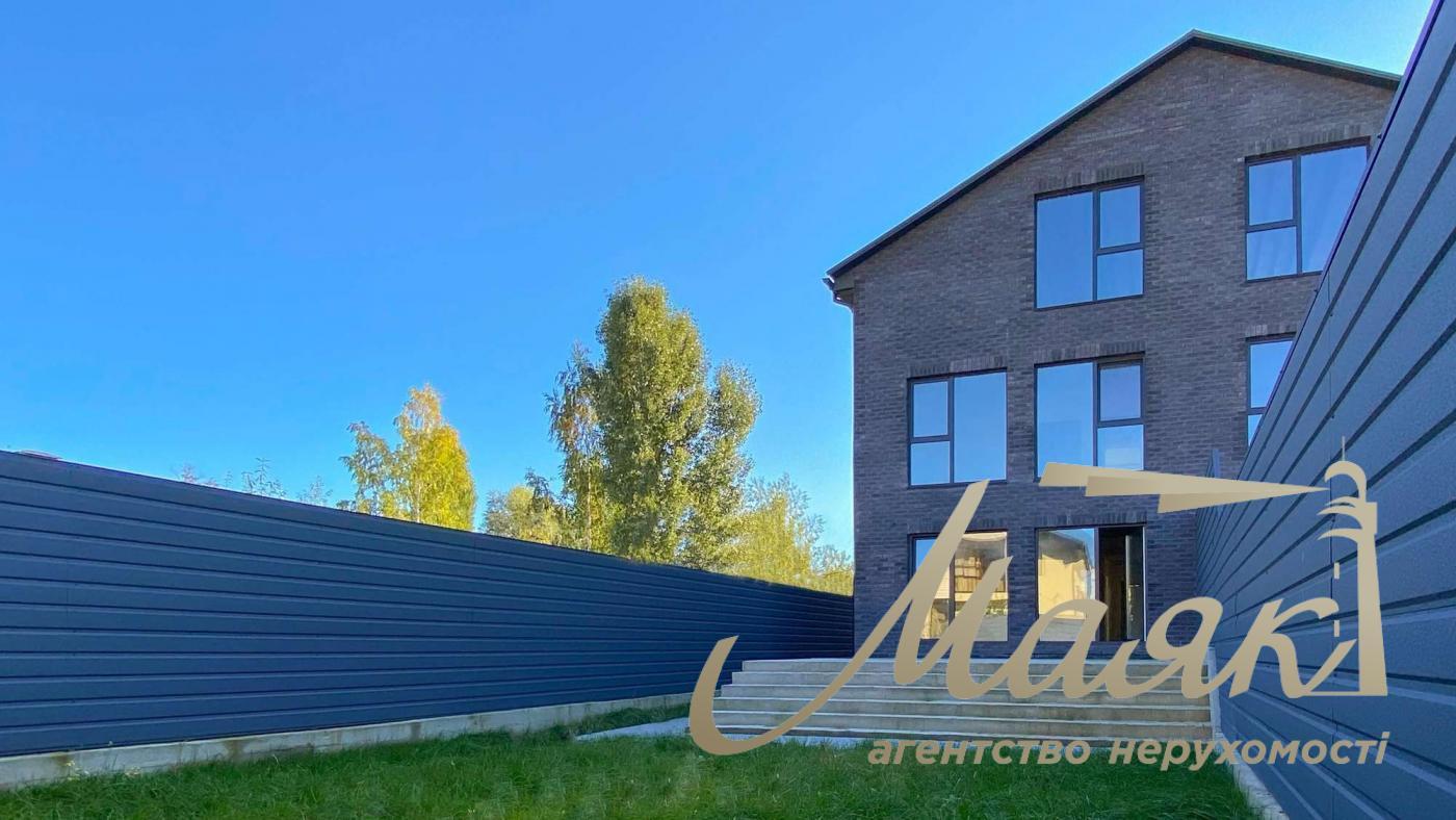 Продажа дома 250м2 с жилым подвалом в Соломенском районе ул. Березова