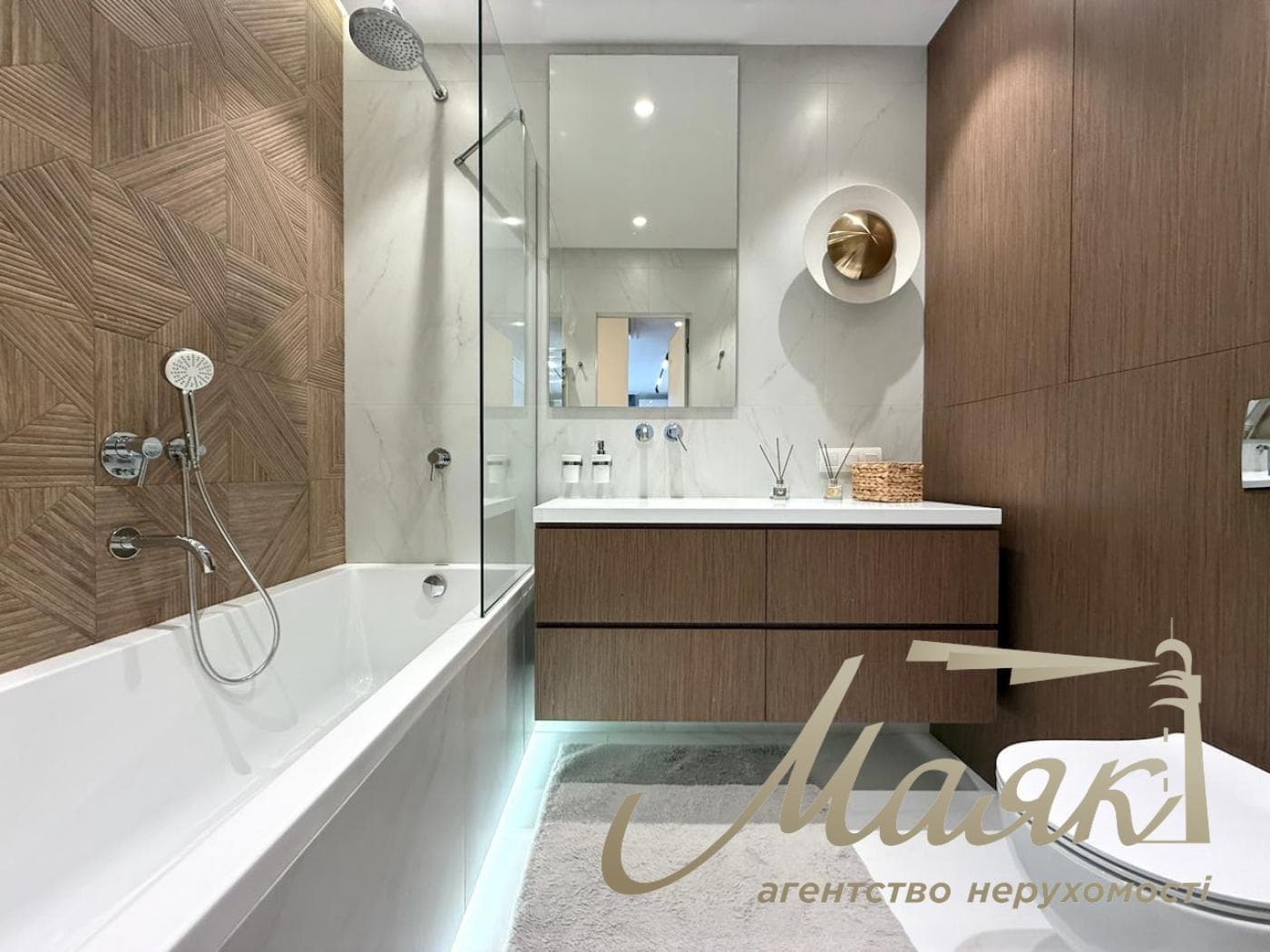 3-room apartment for rent in the "French Quarter 2" residential complex, 3a McCain Street, Pechersk
