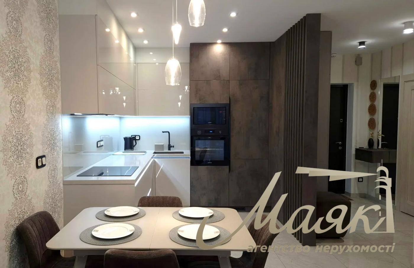 Аренда 2-комнатной квартиры 56 м2, ЖК Французский Квартал 2