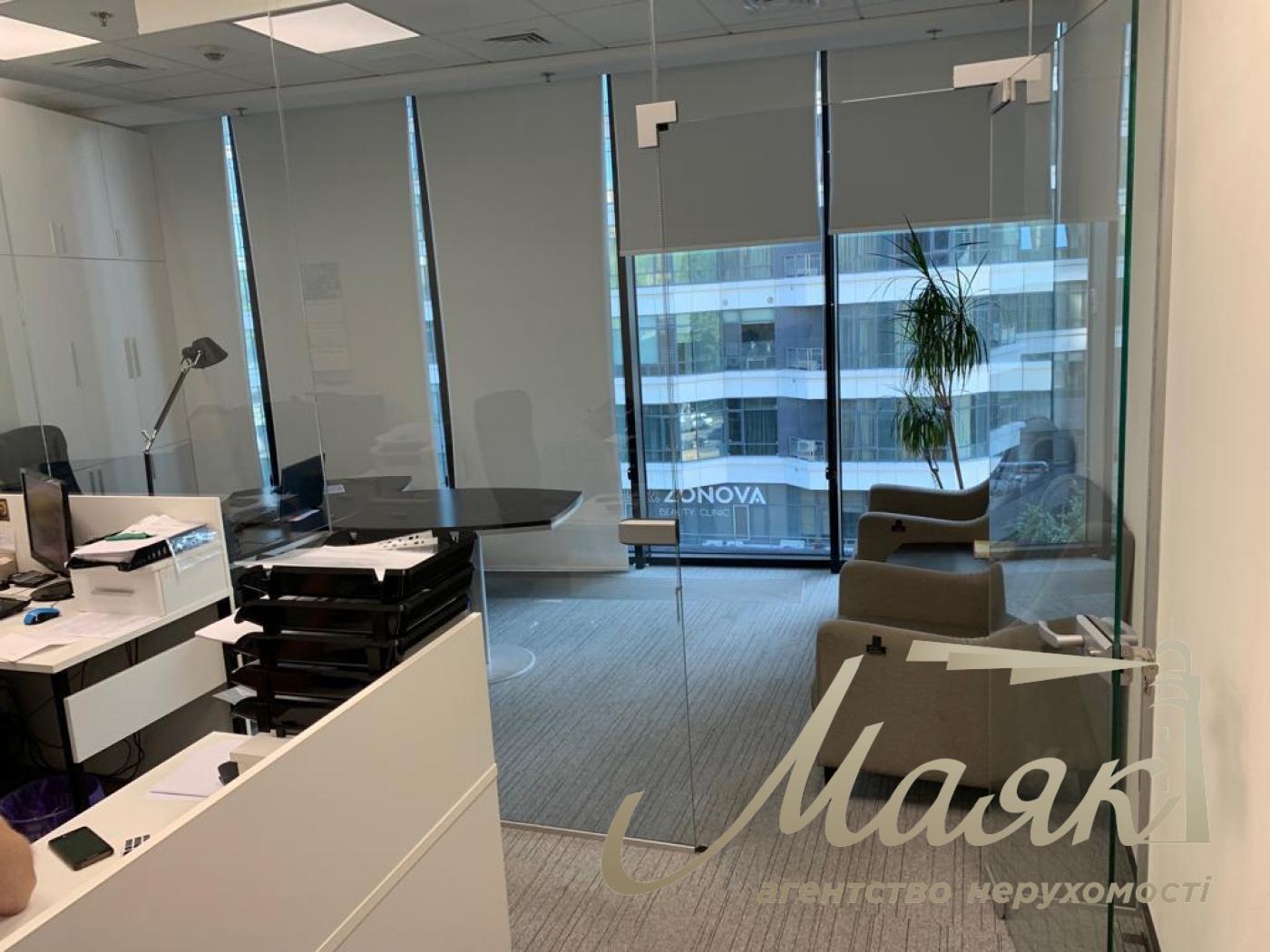 Furnished office for rent 244 sq.m. in BC IQ on Bolsunovskaya str.