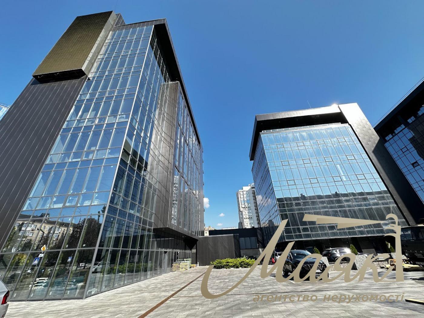 Rent condominium 4200М2 in BC Trinity, 1 Tovarna str., Pechersk