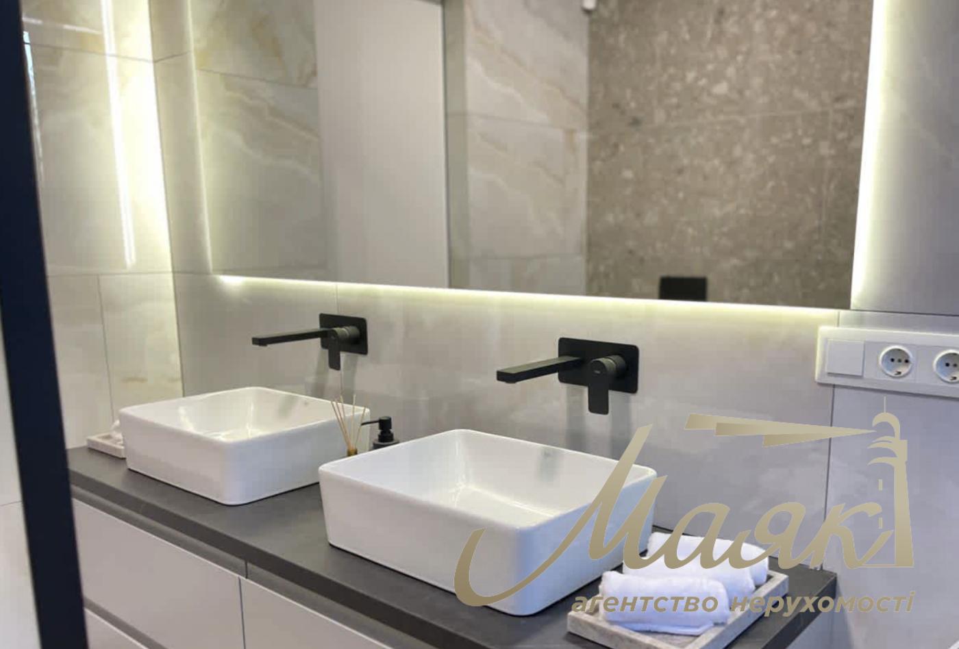 Продажа дома 305м2 в КГ "Новая ходосовка"с.  Ходосовка, Киево-Святошинский район