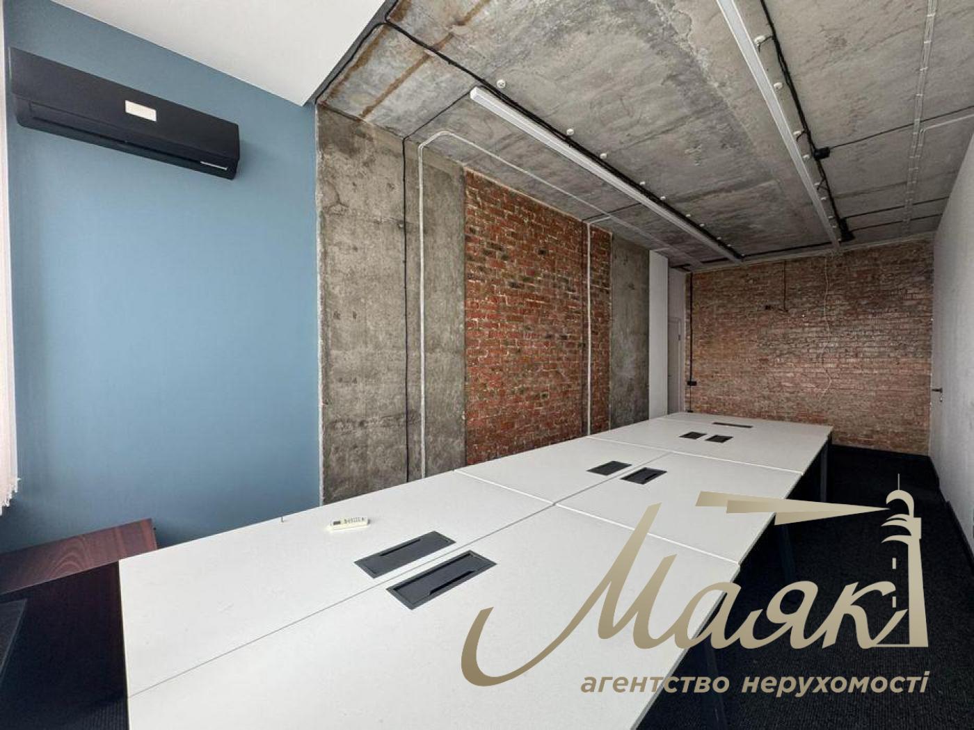 Оренда офісу 117 м.кв. Панорама на Печерську, Коновальця (Щорса)